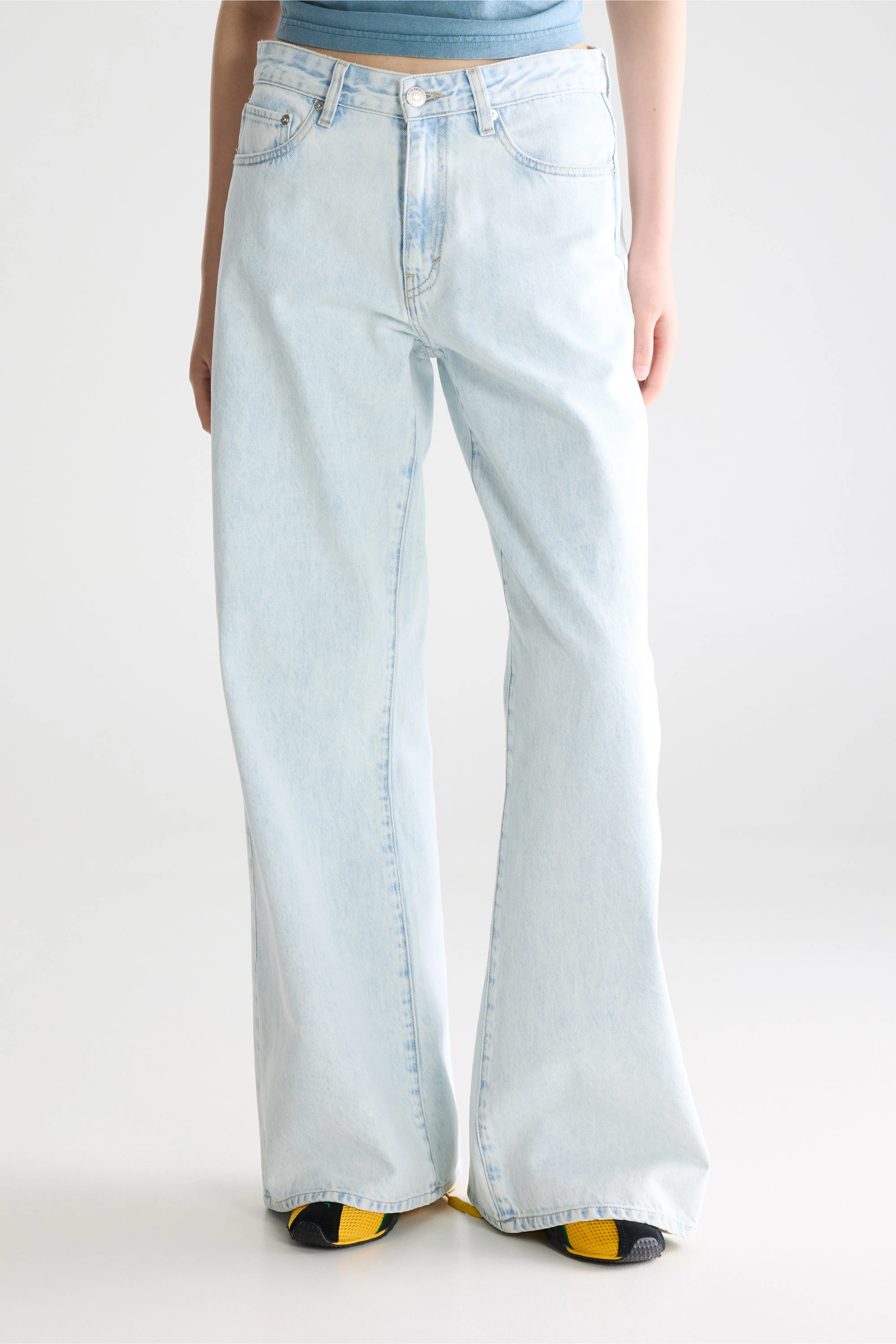 Bellerose Denim N. 97 - wide jeans (261 / W / ICE BLEACH)