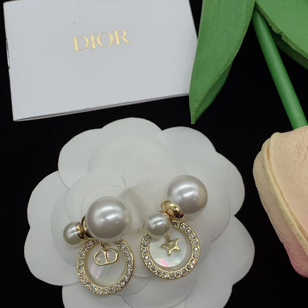 Dior Asymmetric Drop Charms Pearl Earrings - Original Replica Club