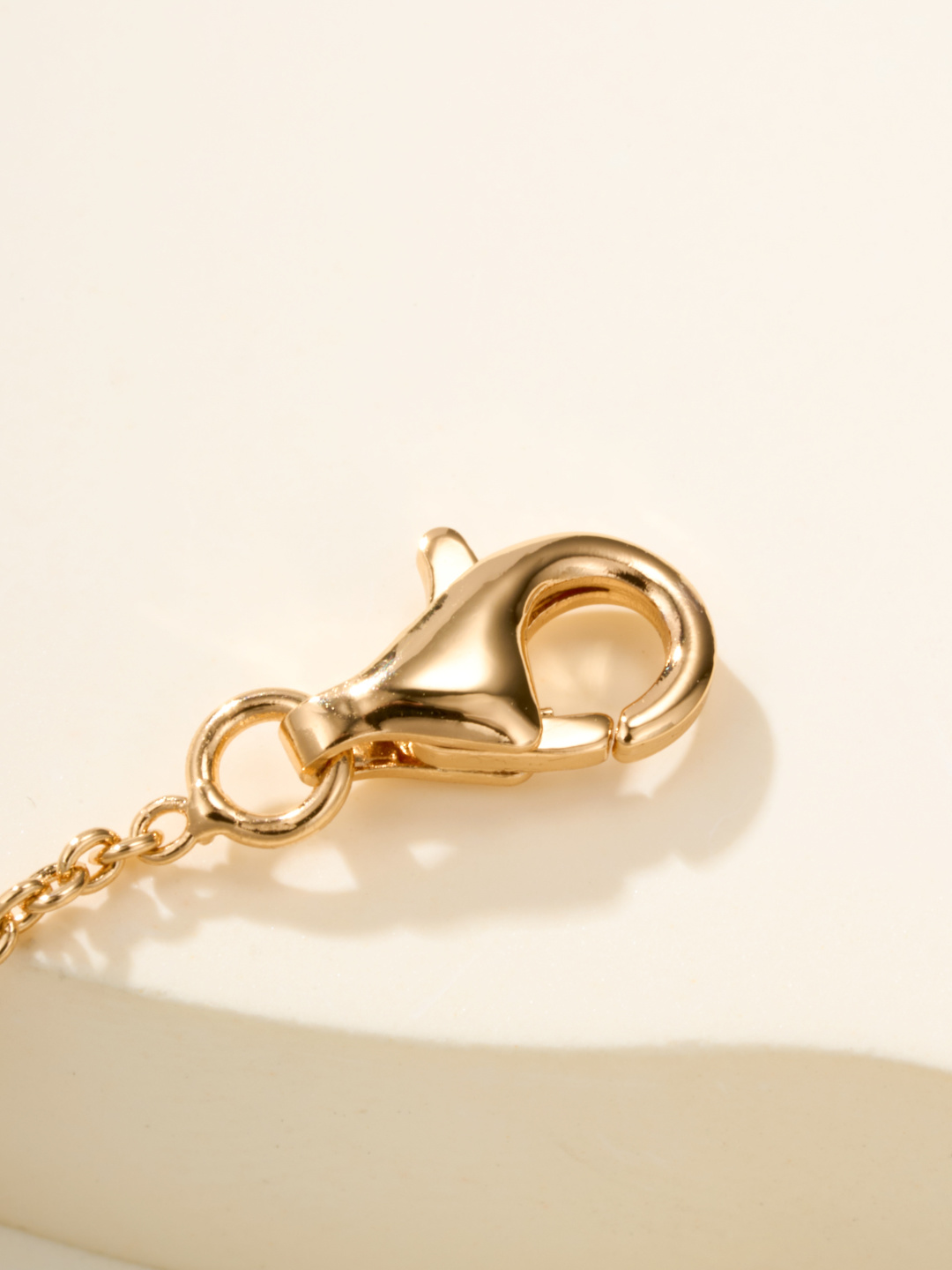 Chanel Coco Crush Chain Bracelet Dainty Jewelry - Original Replica Club