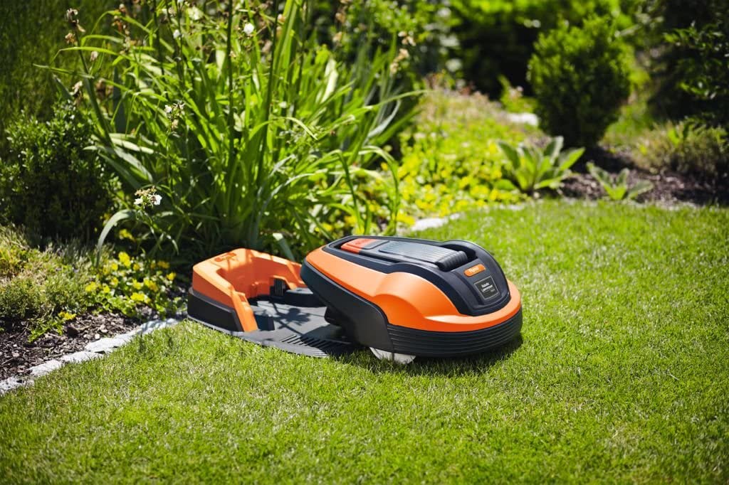 500 GO Robotic Lawn Mower