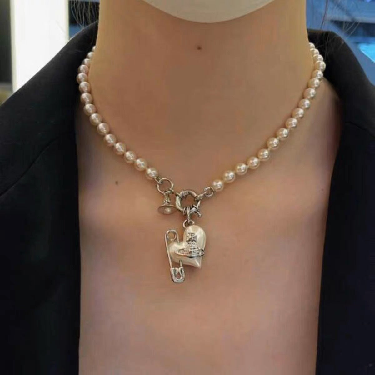Vivienne Westwood Heart Paperclip Saturn Pearl Necklace - Original Replica Club