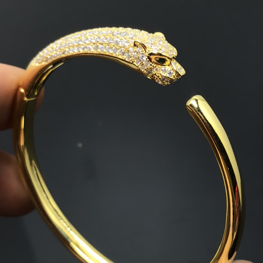 Cartier Half Diamond Panthère de Bracelet Open Cuff Bangle - Original Replica Club
