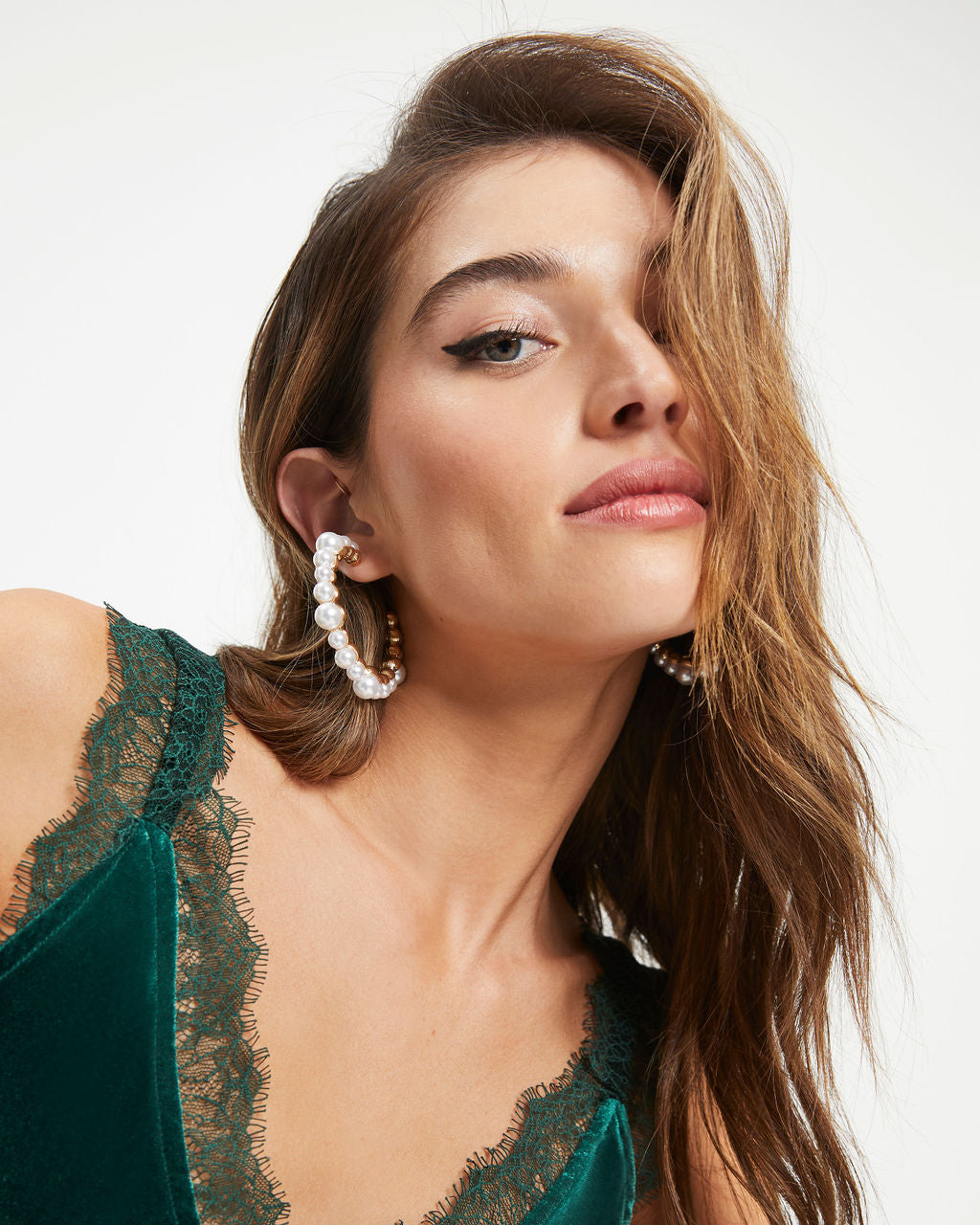 Gabrielle Pearl Hoops - Se7enfashion