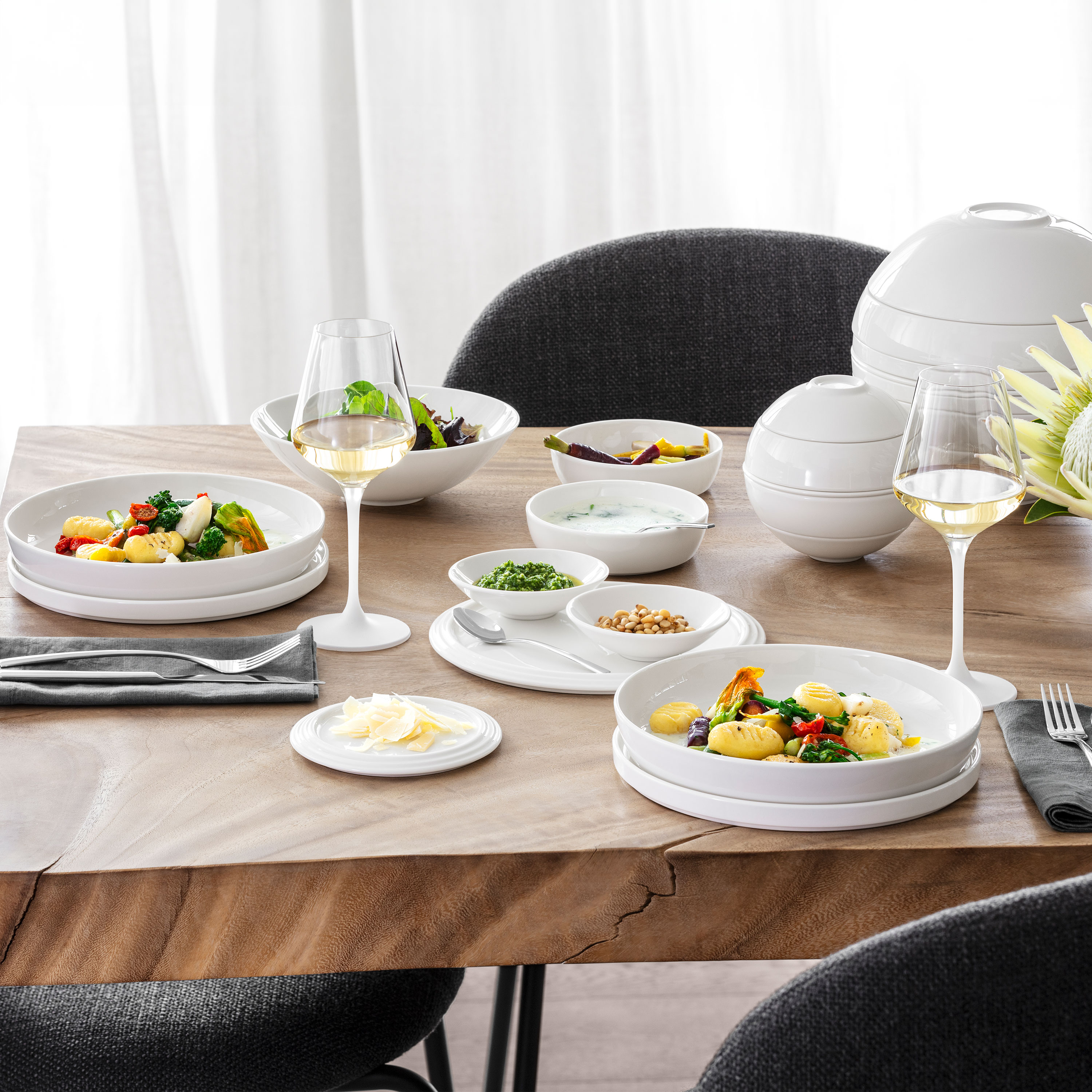 Villeroy & Boch La Boule Dinnerware set