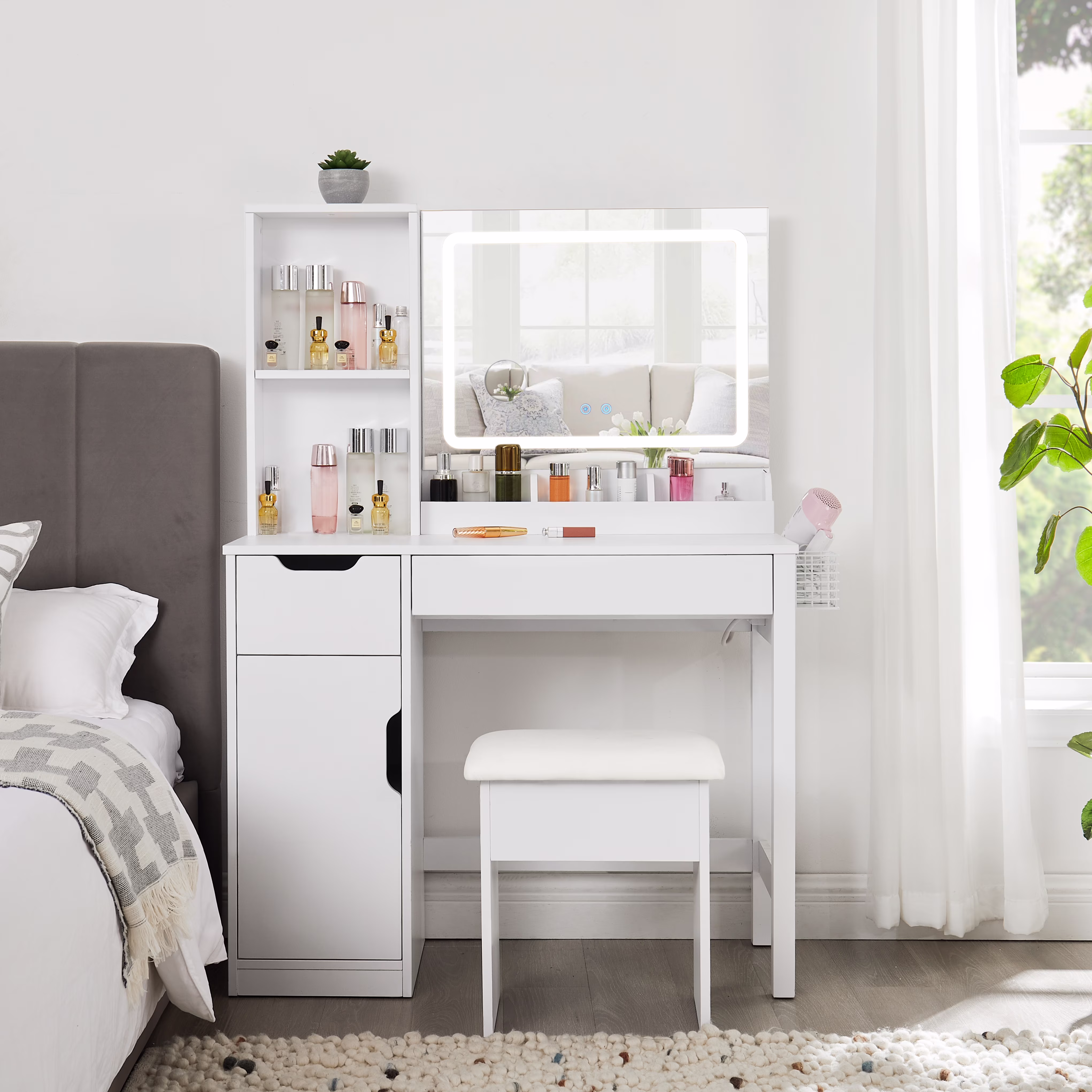 Mainstays Get Ready with Me GRWM Deluxe 2-Piece Vanity and Stool with Lighted Mirror and USB Power, White Finish - Image 3