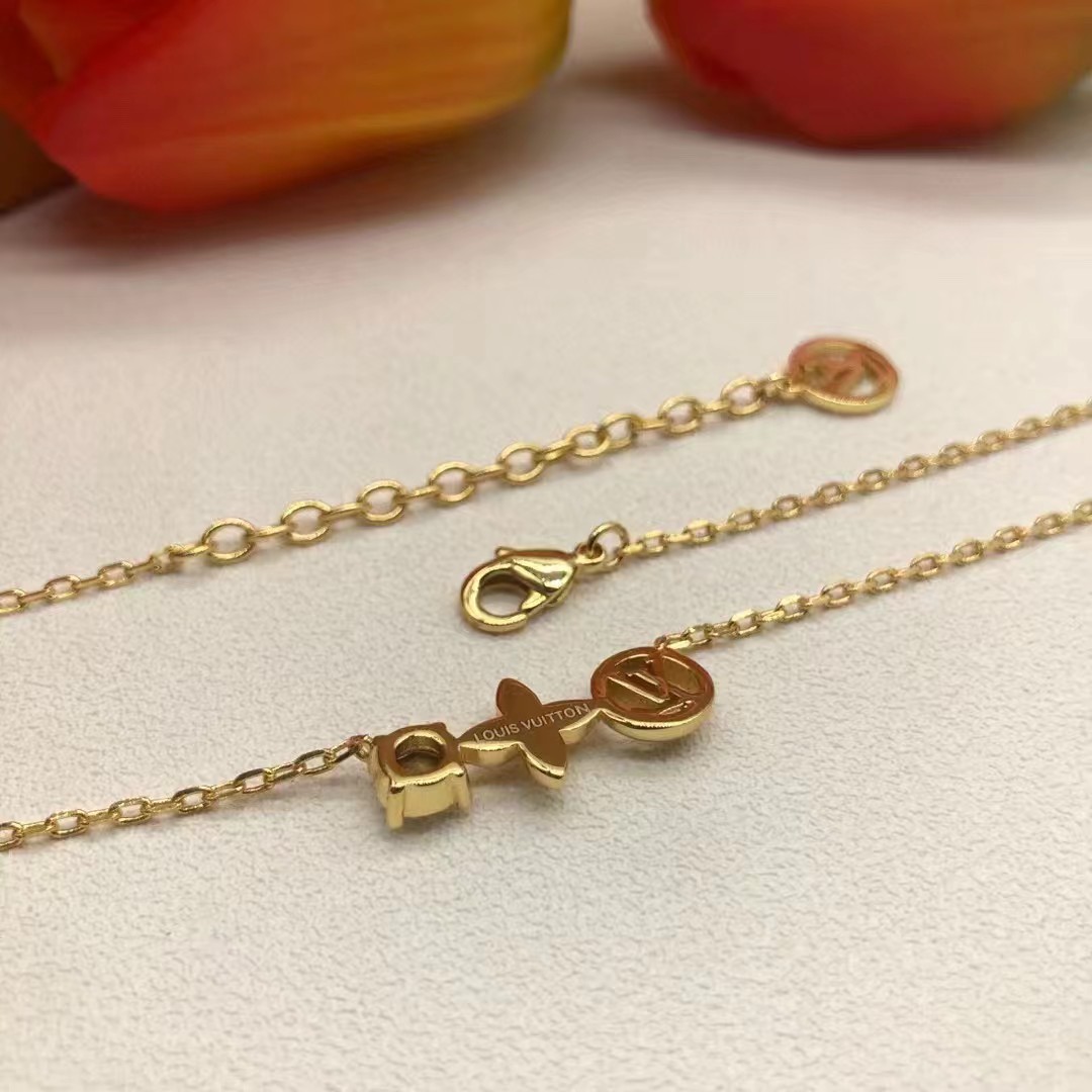 Louis Vuitton LV Clover Diamond Pendant Necklace - Original Replica Club