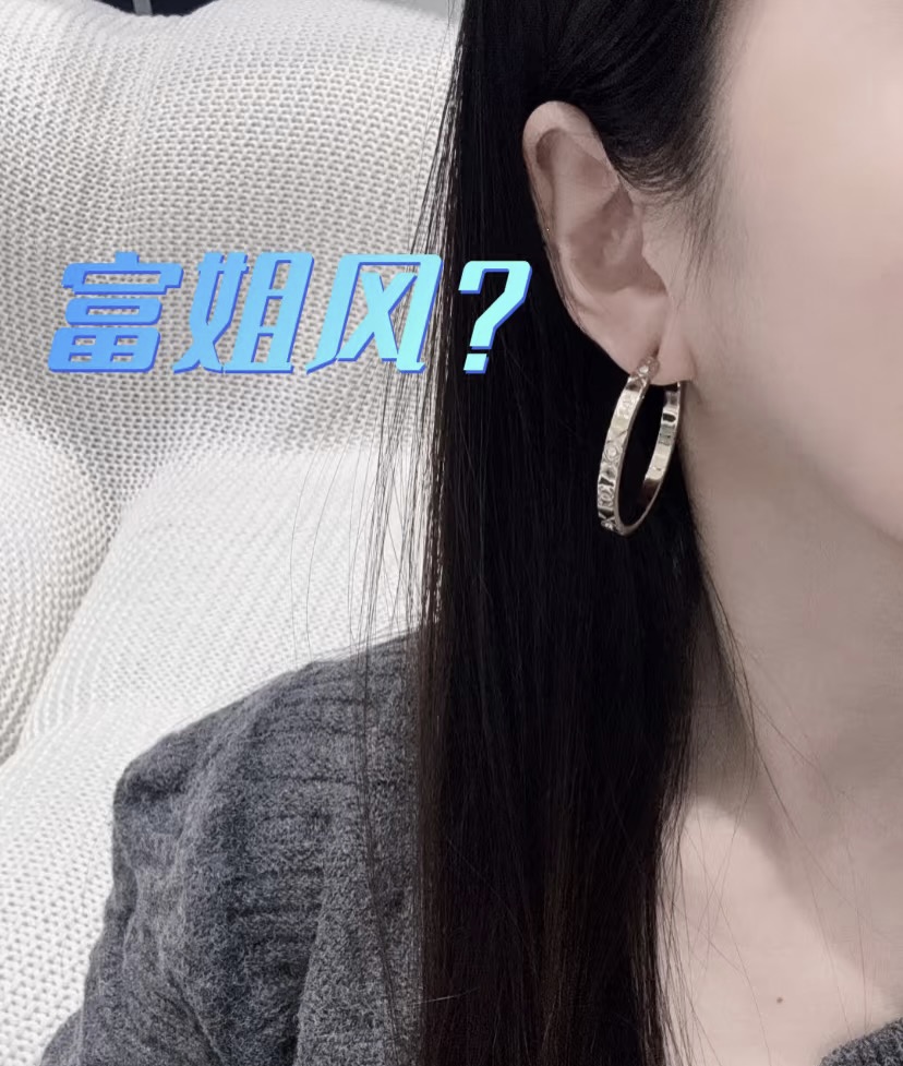 Chanel Light Gold Large Hoop CC Earrings - Original Replica Club