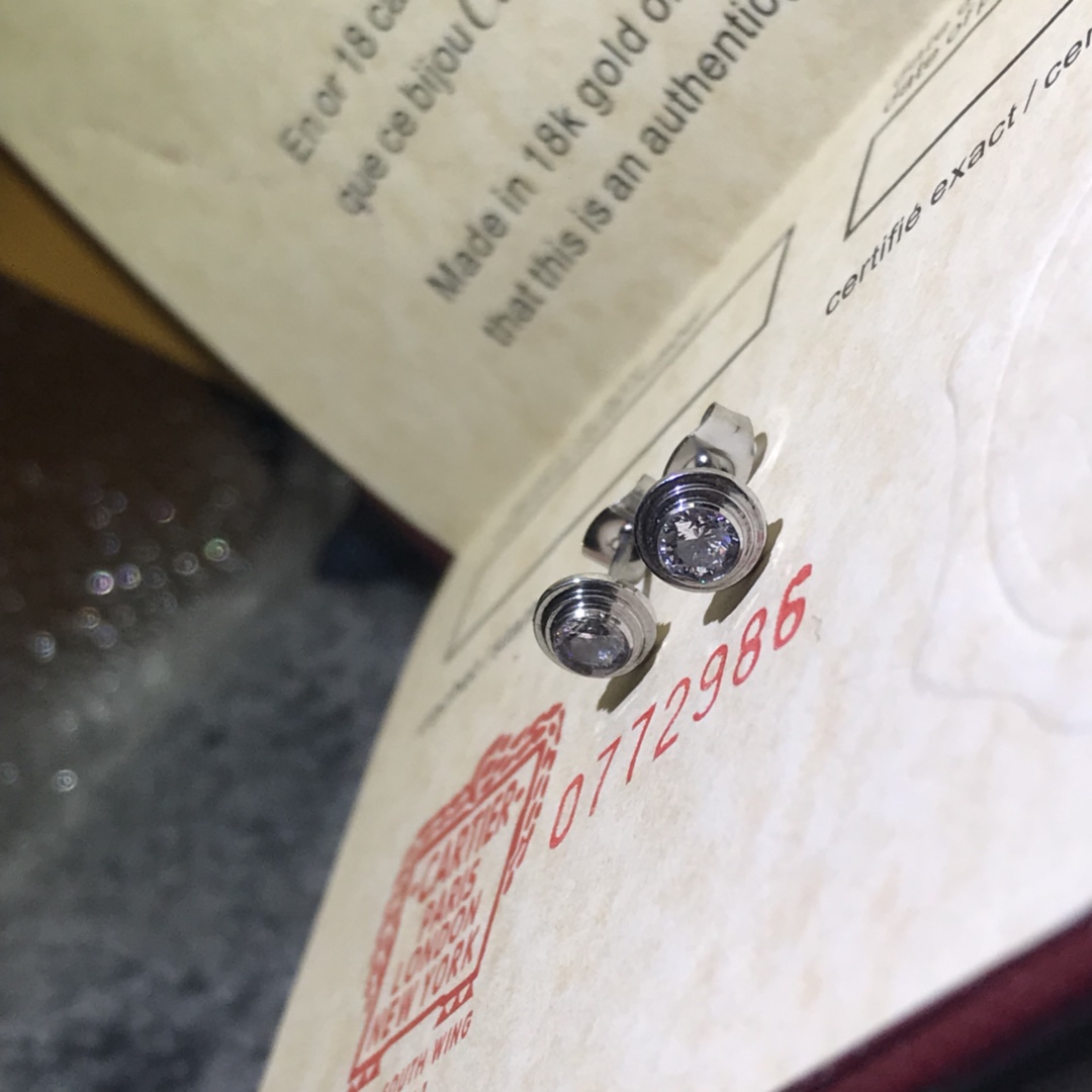 Cartier Diamond d'Amour Stud Earrings - Original Replica Club
