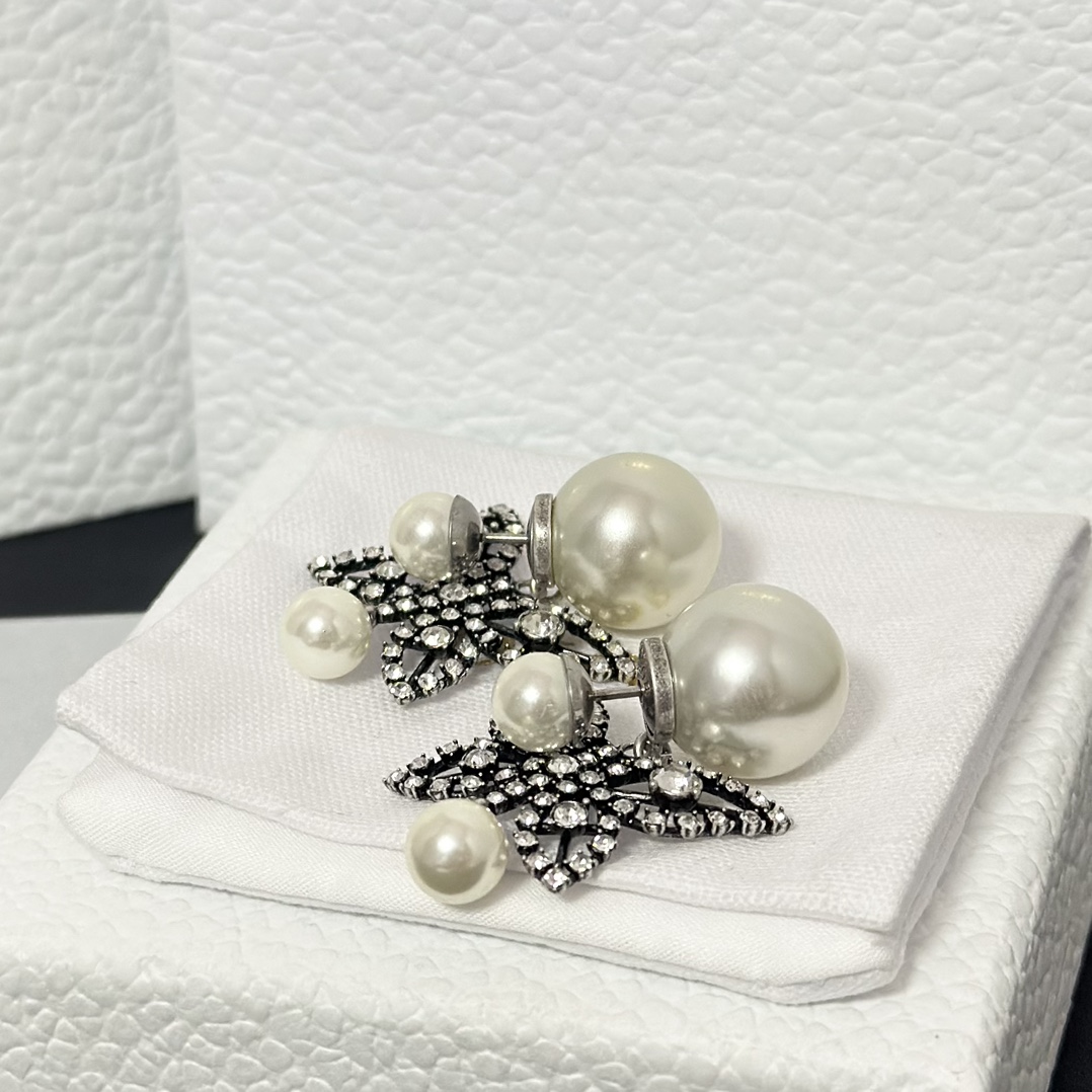 Dior Butterfly Pearl Drop Earrings - Original Replica Club