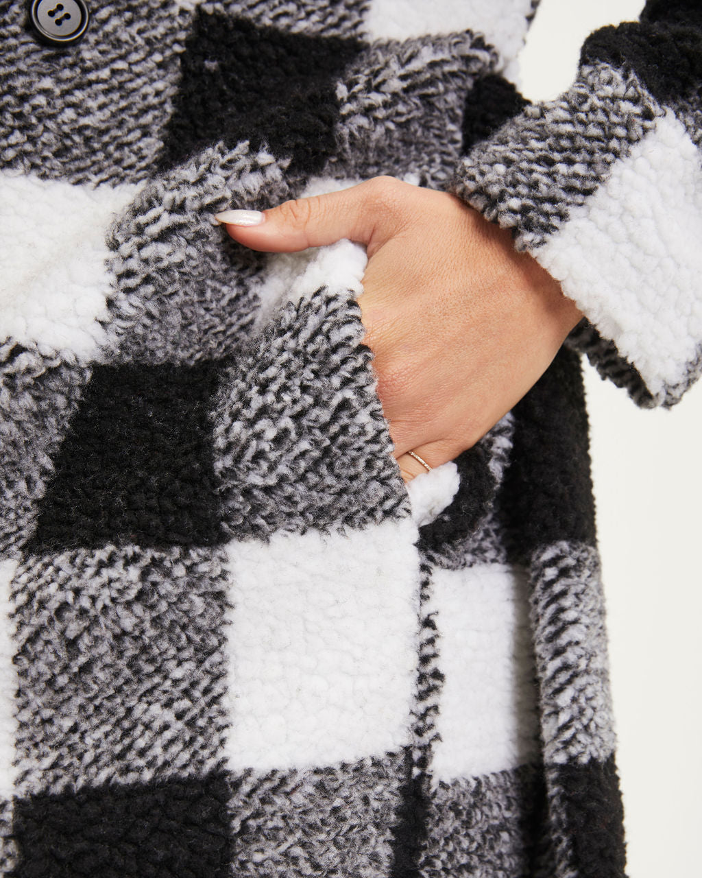 Cabin Fever Teddy Pocketed Coat - White - Se7enfashion