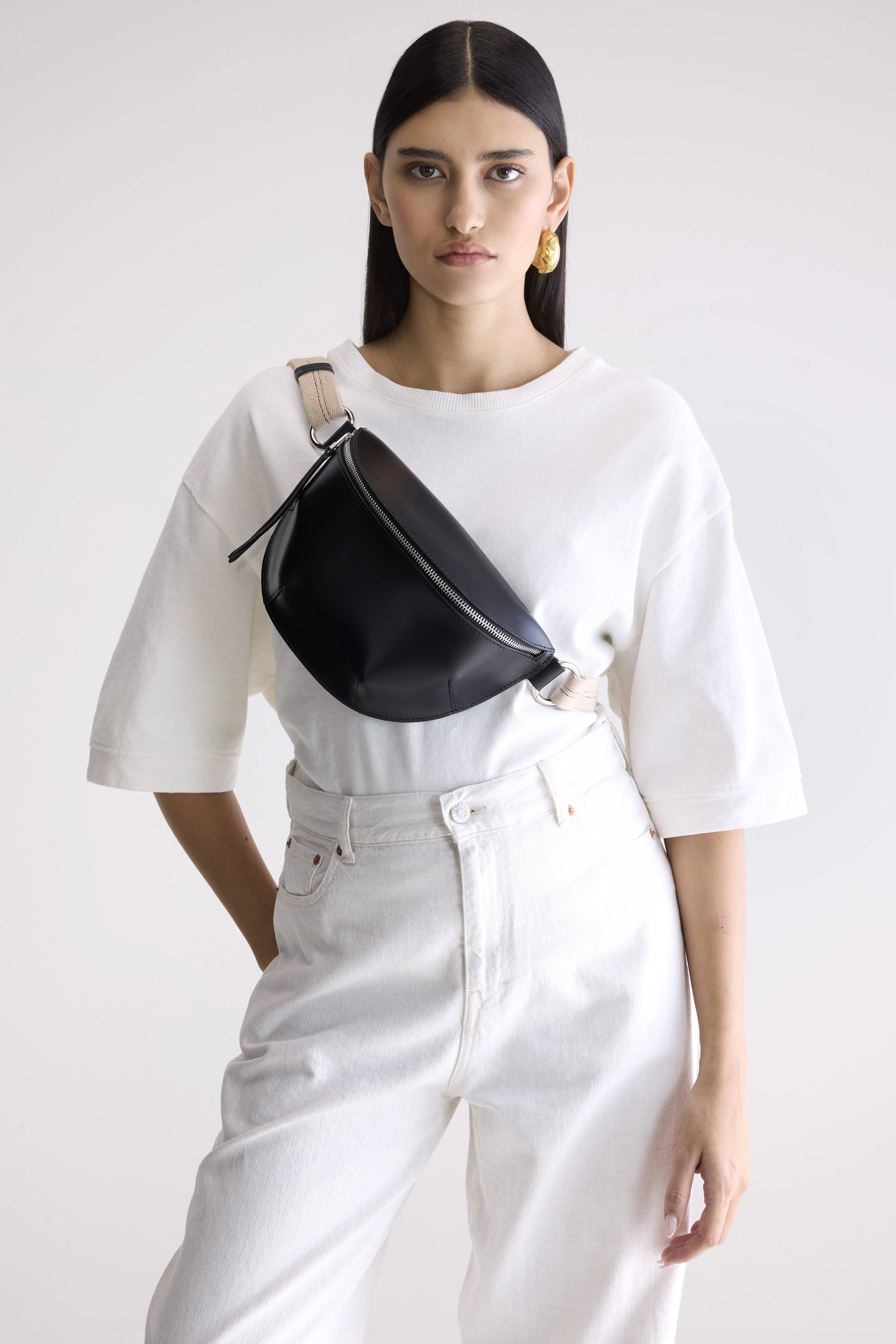 Bellerose Rosie black leather sling bag (252 / W / BLACK)