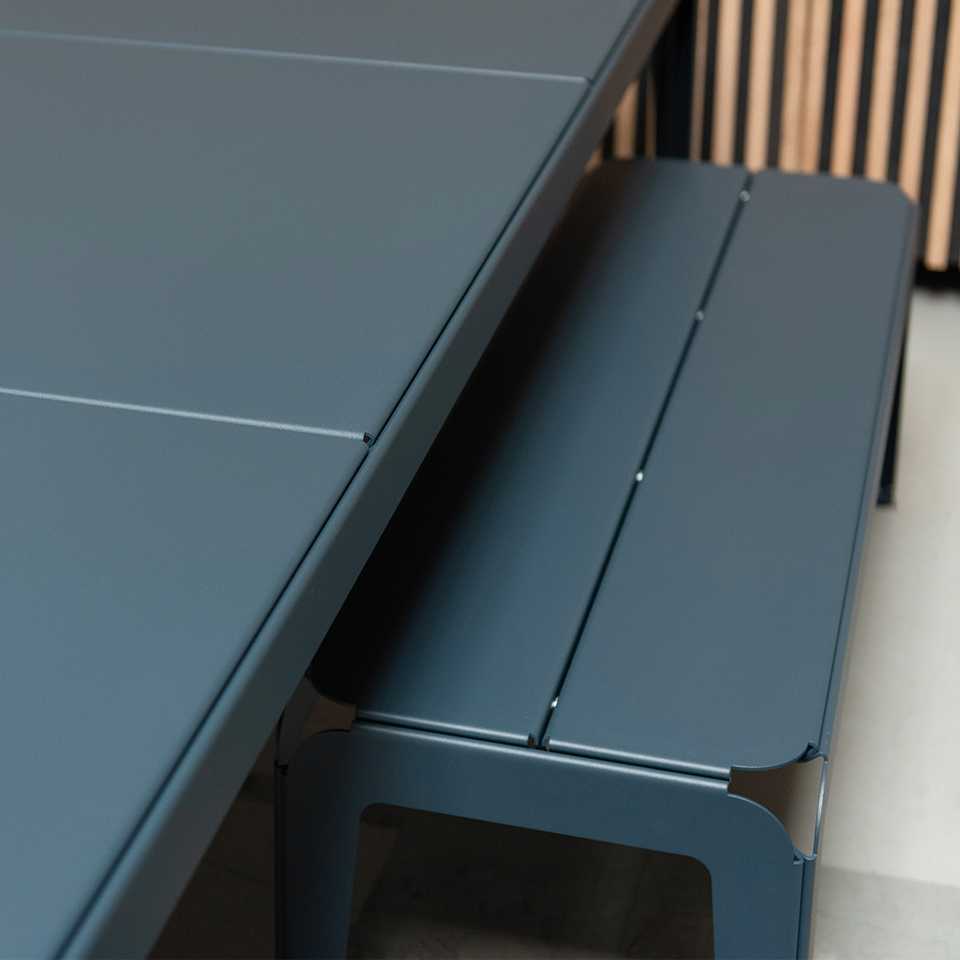 Bended tuinbank Agate Gray