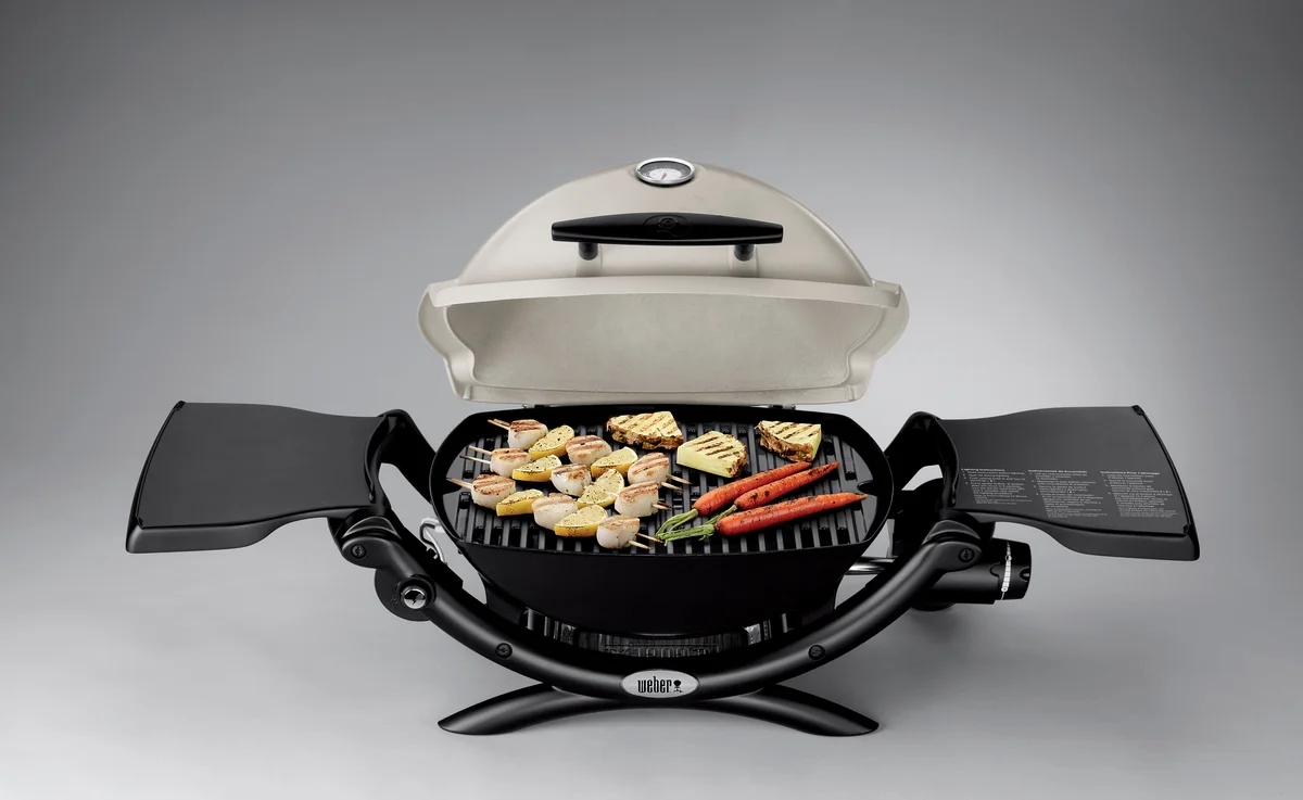 Weber Q1200 1-Burner Titanium Gas Grill - Image 3