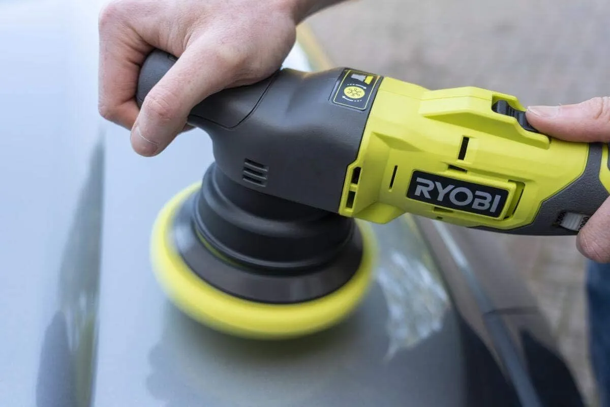 RYOBI 18 V ONE+ Cordless Eccentric Polisher With 125 mm Polishing Plate - R18P-0 - Image 3 RYOBI 18 V ONE+ Cordless Eccentric Polisher With 125 mm Polishing Plate - R18P-0 - Image 3
