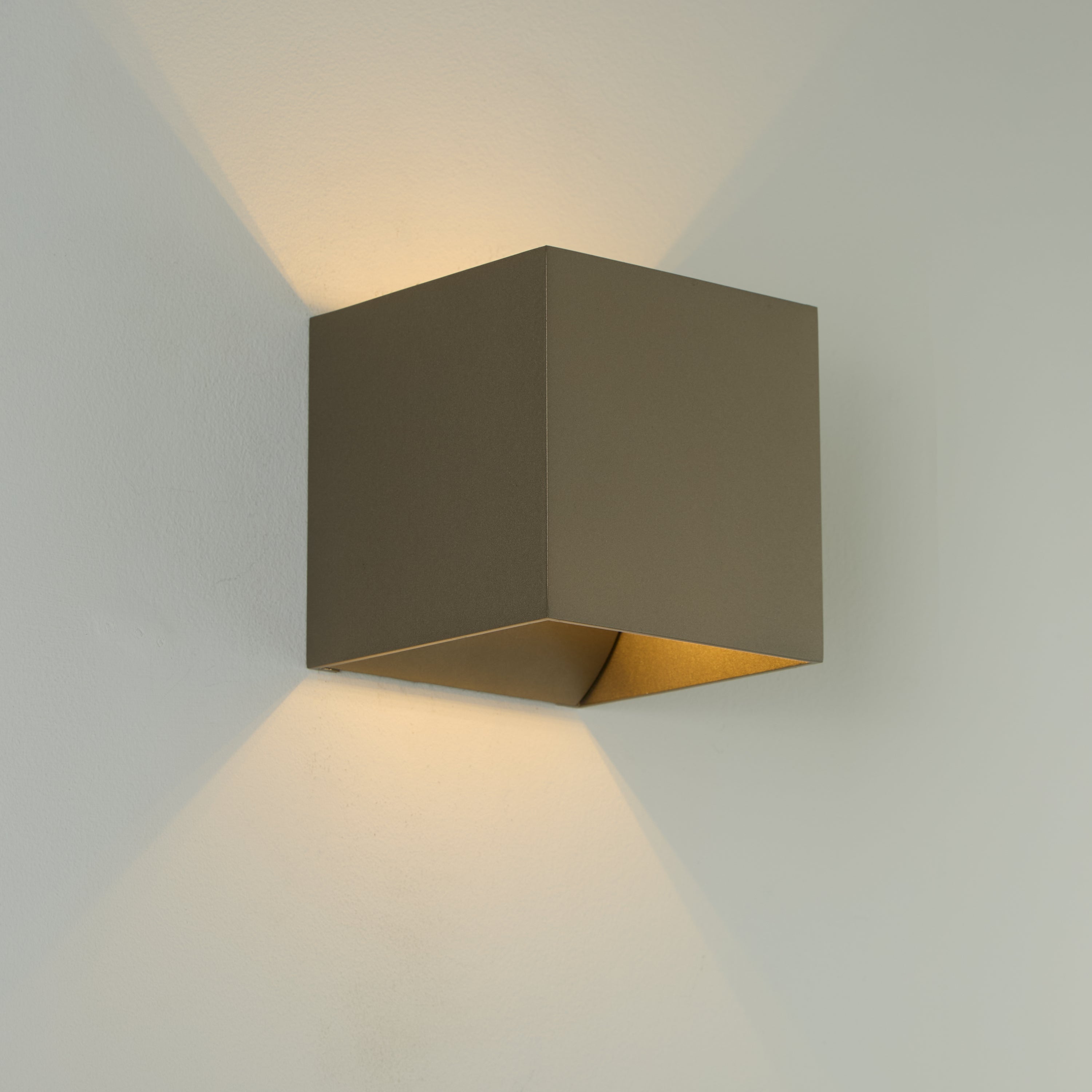 Searchlight Wall Wandlamp Vierkant - H 9,7 cm - Latte