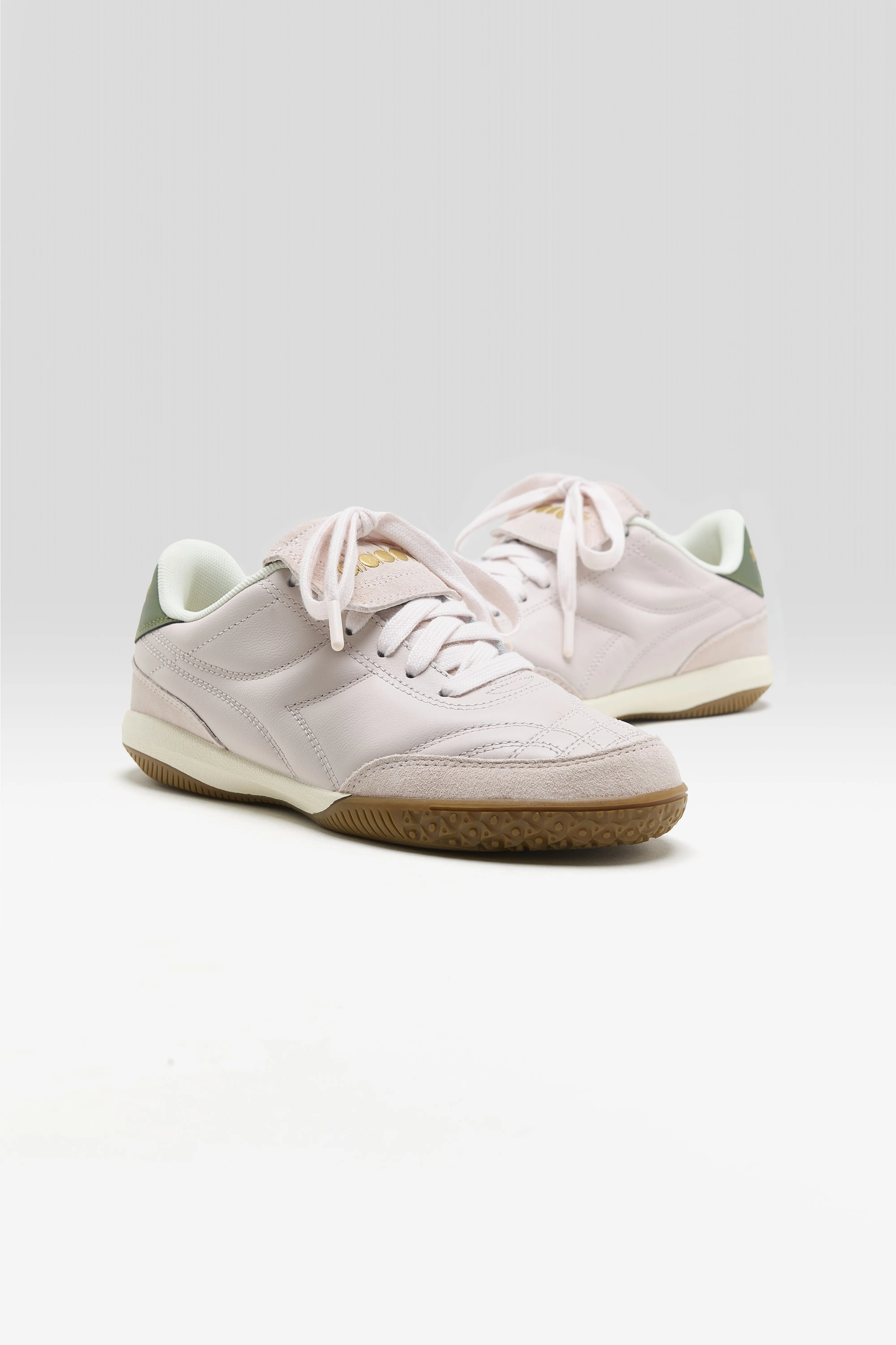 Bellerose Gold Indoor Metal for Women  (261 / W / PINK)