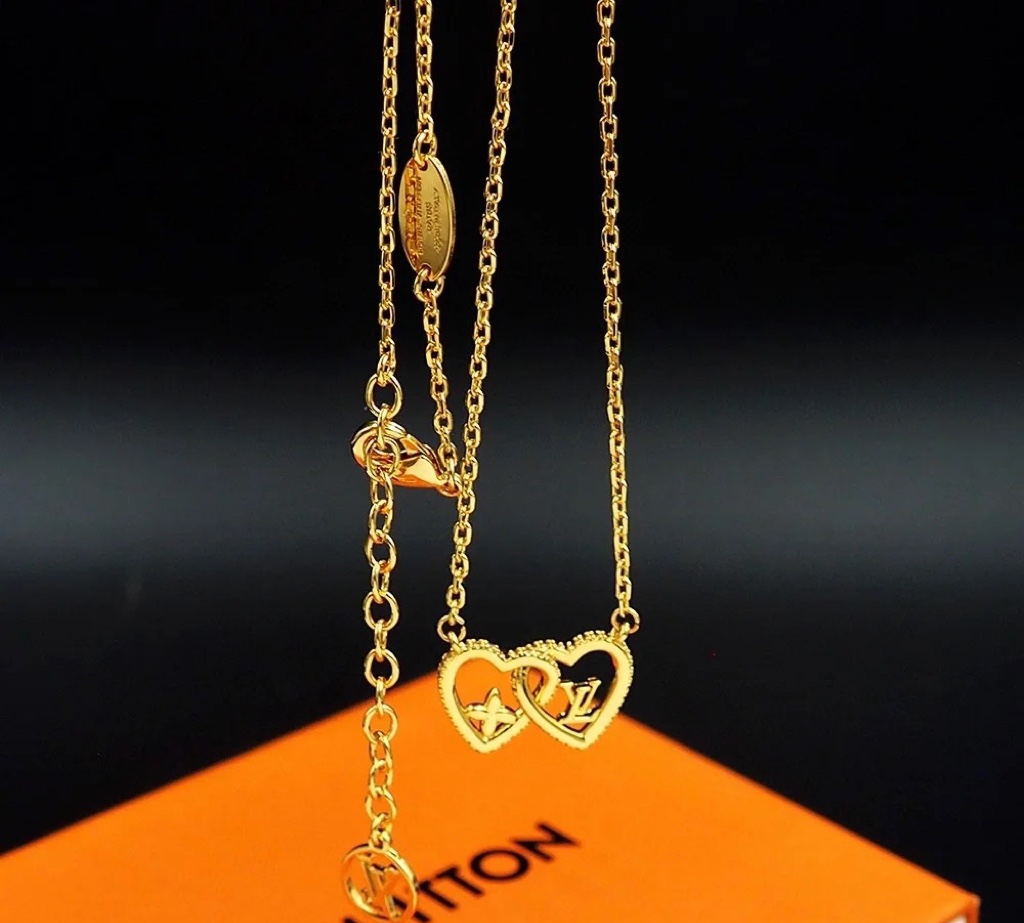 Louis Vuitton Double Interlocking Hearts Necklace - Original Replica Club