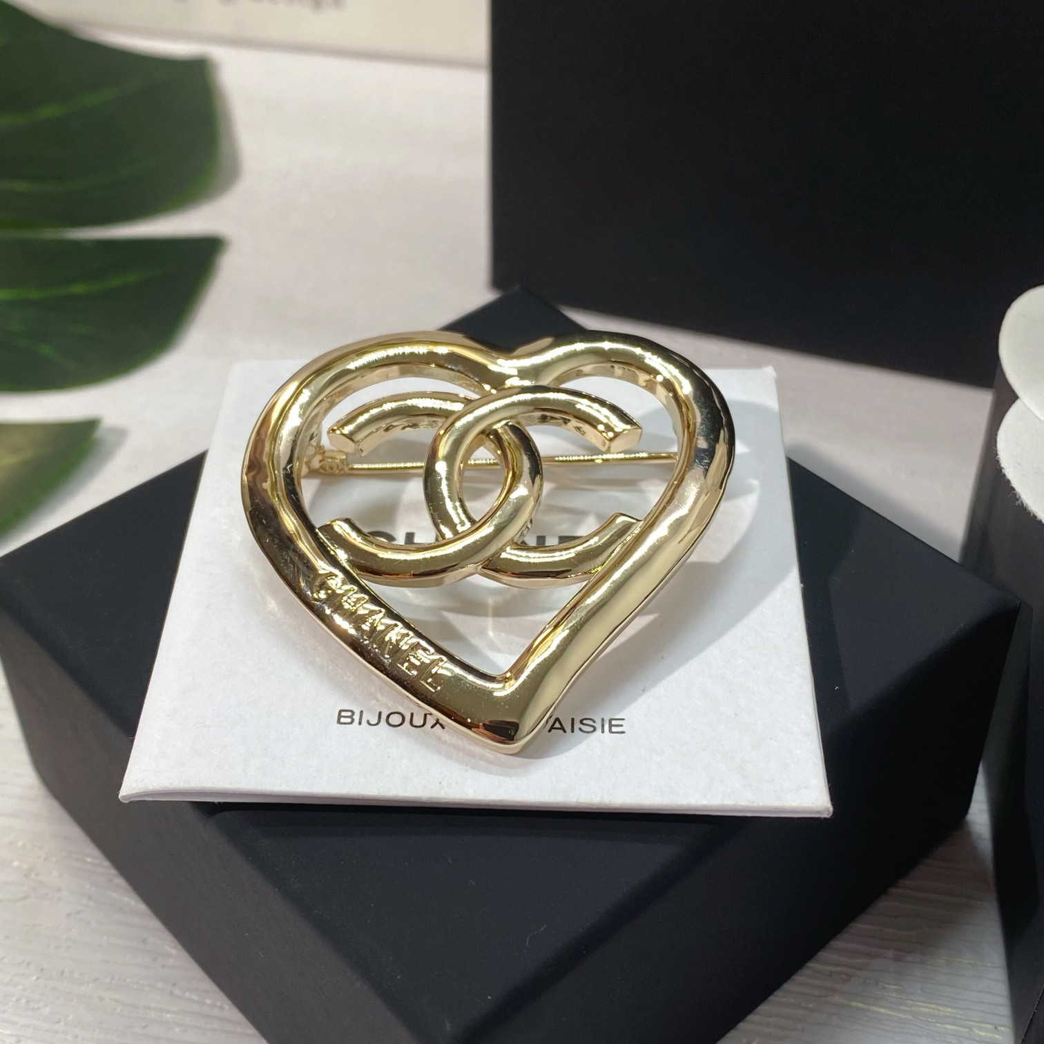 Chanel Hollow Heart CC Brooch - Original Replica Club
