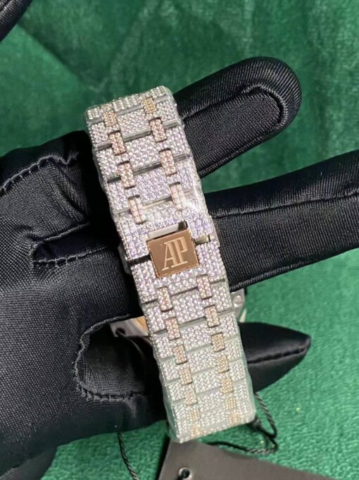 Audemars Piguet Royal Oak Selfwinding 15400SR.OO.1220SR.01 Iced Out Replica