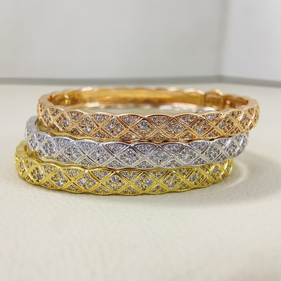 Chanel Coco Crush Full Diamond Paved Bracelet Bangle - Original Replica Club