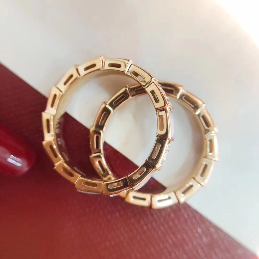 Bvlgari Rose Gold White Mother of Pearl Serpenti Viper Ring - Original Replica Club