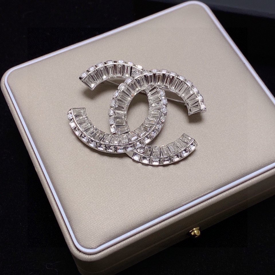 Chanel Rectangular Rhinestone CC Brooch - Original Replica Club
