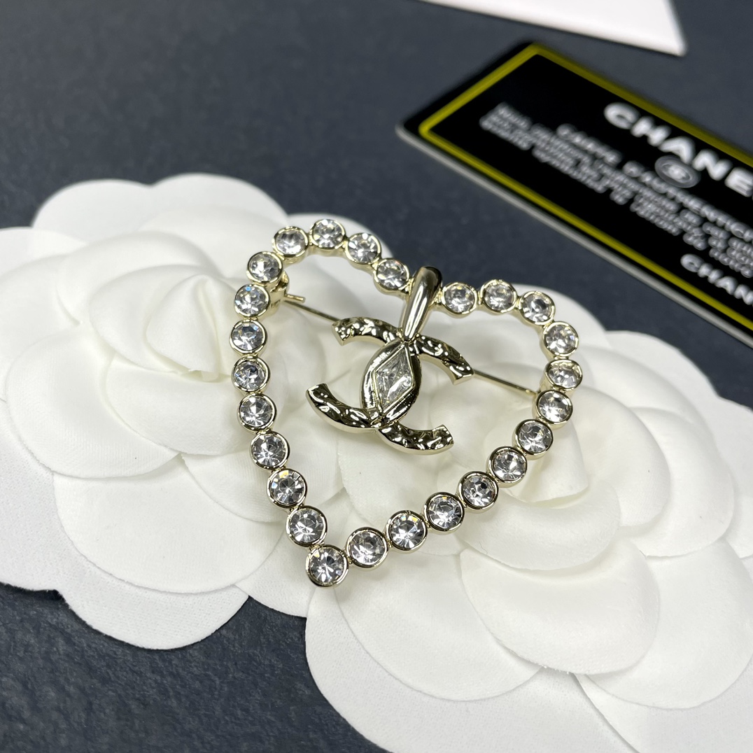 Chanel Diamond Paved Hollow Heart Brooch - Original Replica Club