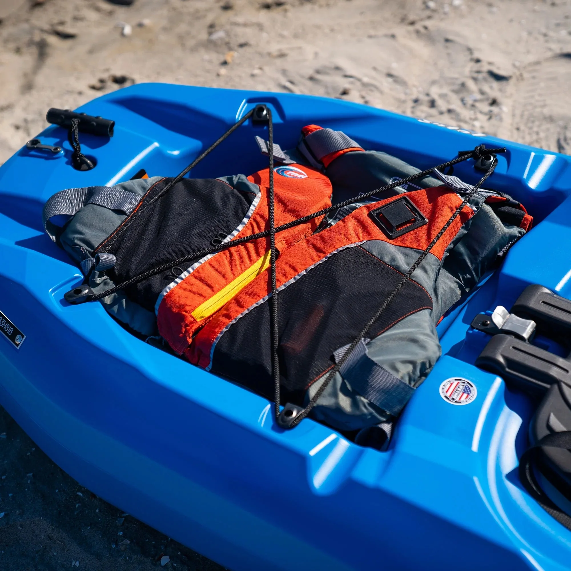 Lifetime Sit-On-Top Kayak 8 ft Blue HDPE - 90112 - Image 8 Lifetime Sit-On-Top Kayak 8 ft Blue HDPE - 90112 - Image 8