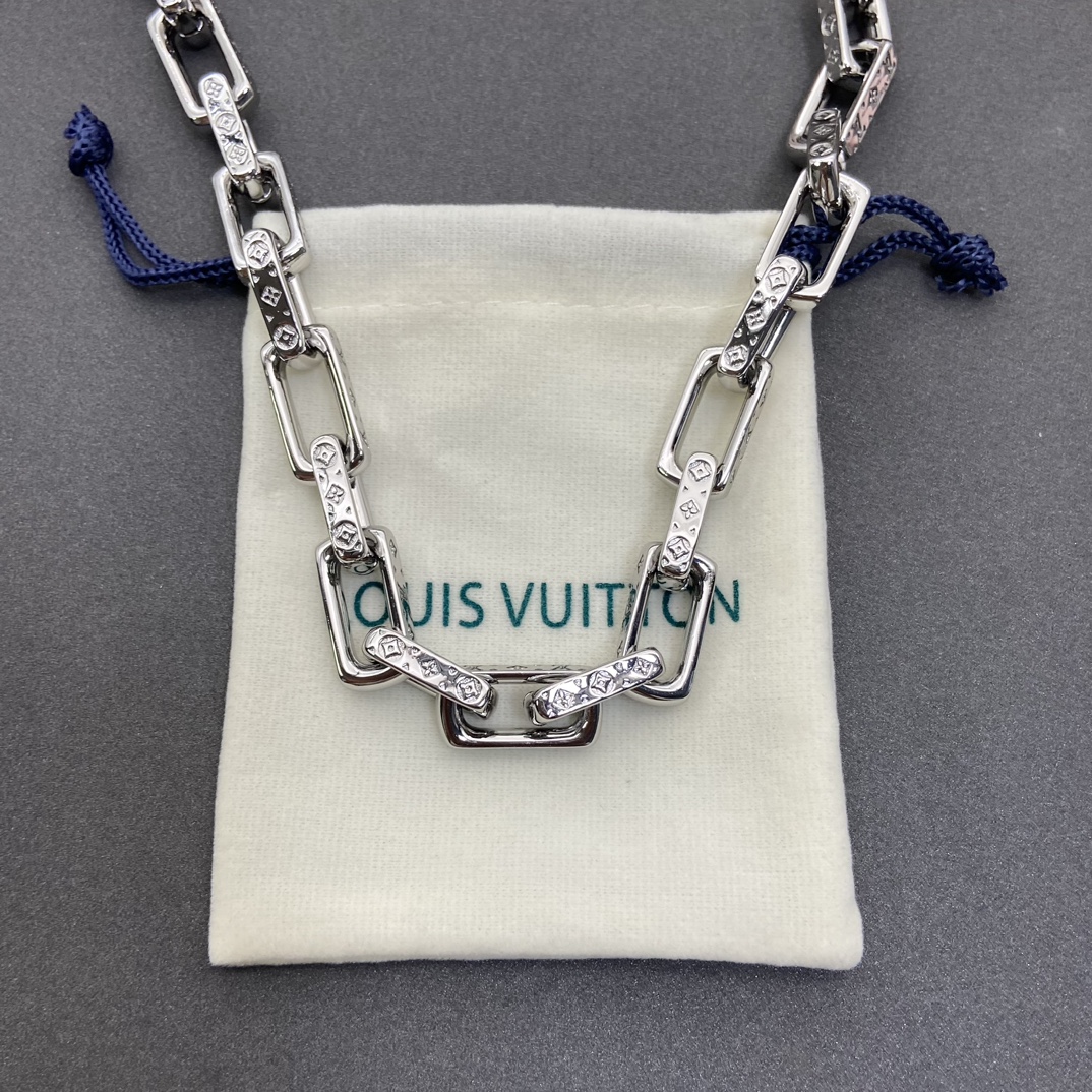 Louis Vuitton Monogram Men's Silver Necklace - Original Replica Club