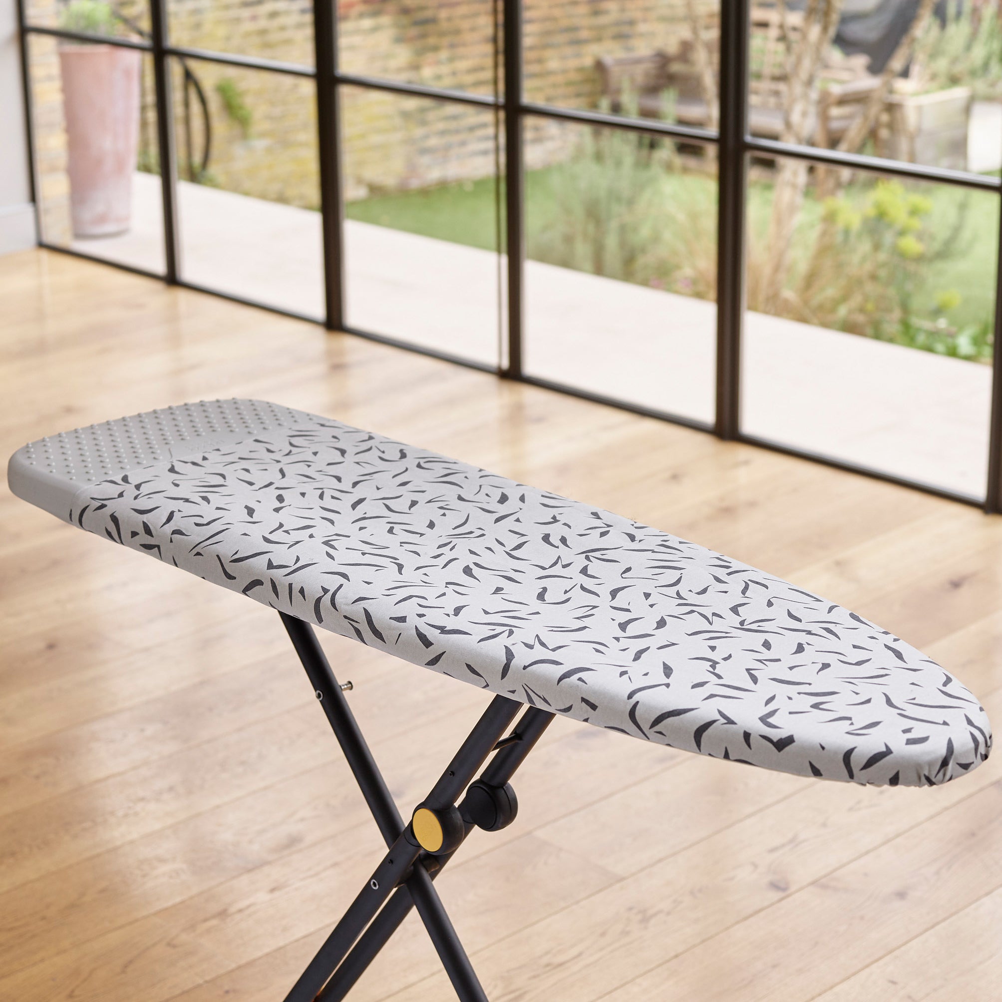 Joseph Joseph Glide Plus Strijkplank B 130 cm - Ecru