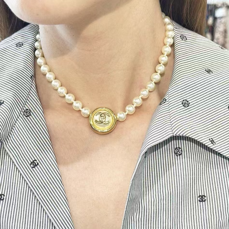 Chanel Enhancer Double C Pendant Pearl Choker Necklace - Original Replica Club