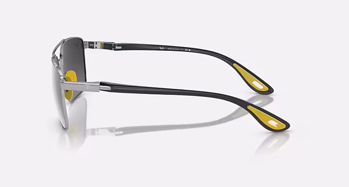 Ray-Ban RB3715M SCUDERIA FERRARI COLLECTION