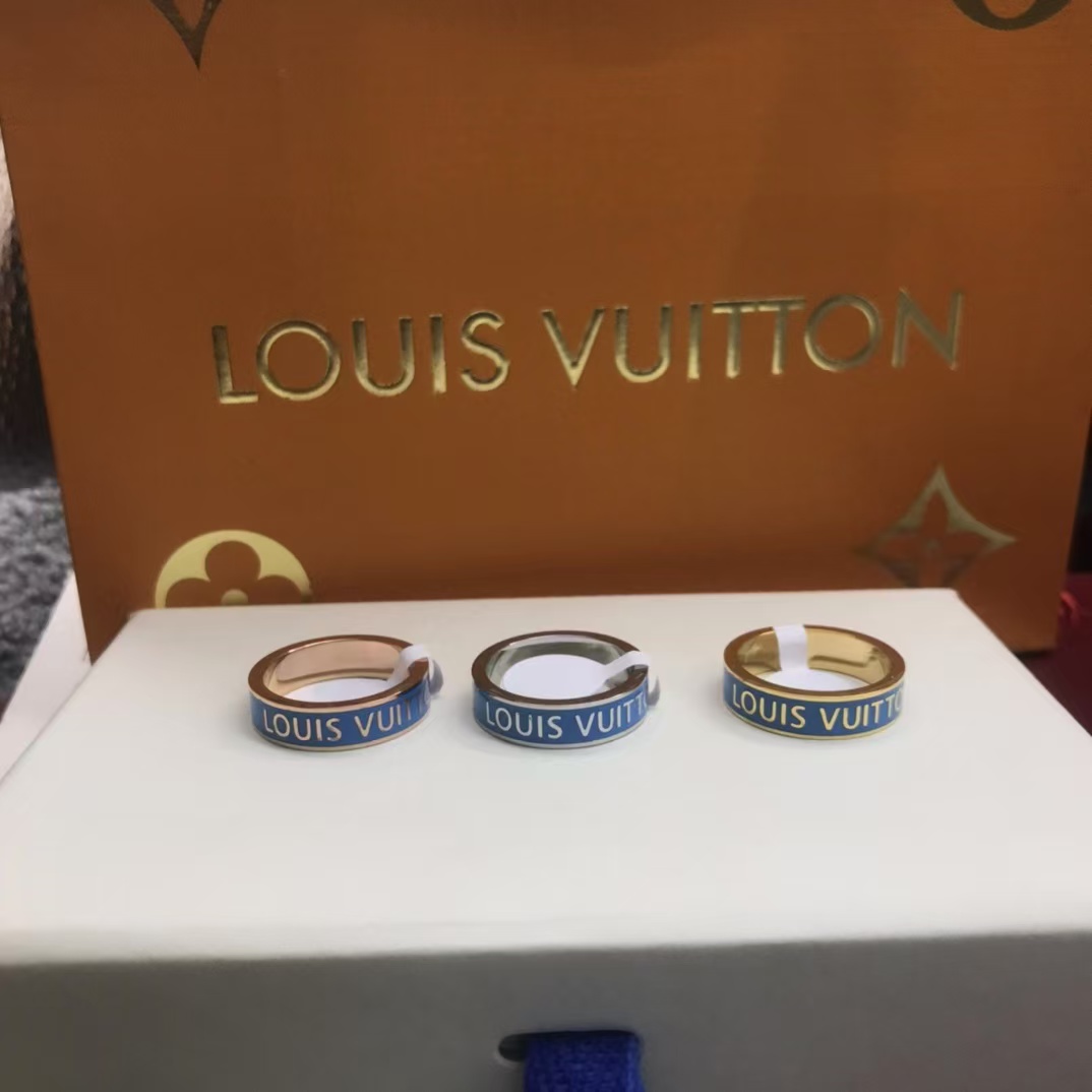 Louis Vuitton Letters Pattern Ring - Original Replica Club