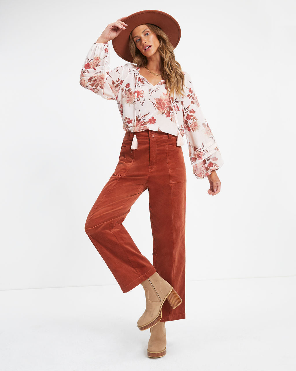 Arden Floral Burnout Velvet Top - Blush - Se7enfashion