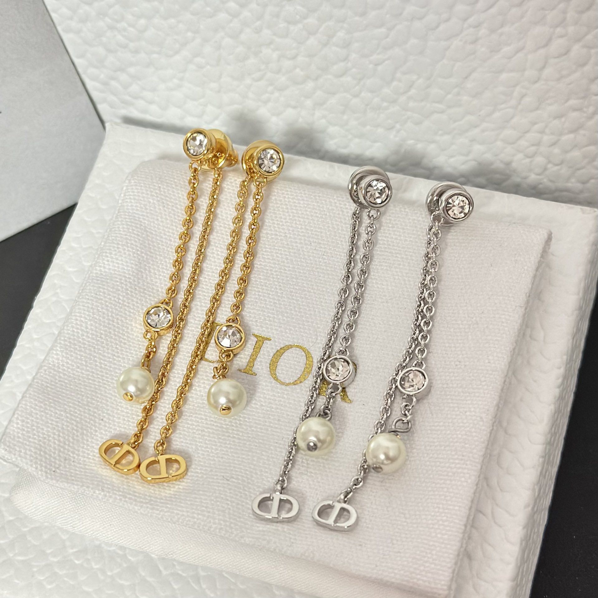 Dior Chain Tassel Earrings - Original Replica Club