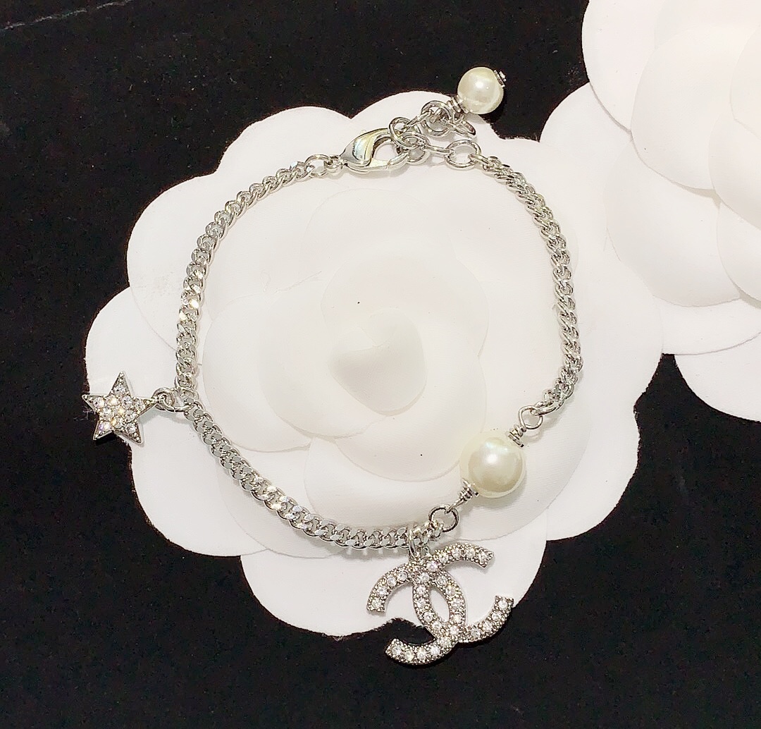 Chanel Star Pearl Chain Silver Bracelet - Original Replica Club