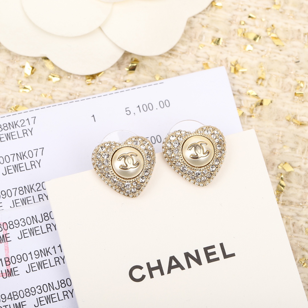 Chanel Love Heart Diamond Pave Earring - Original Replica Club