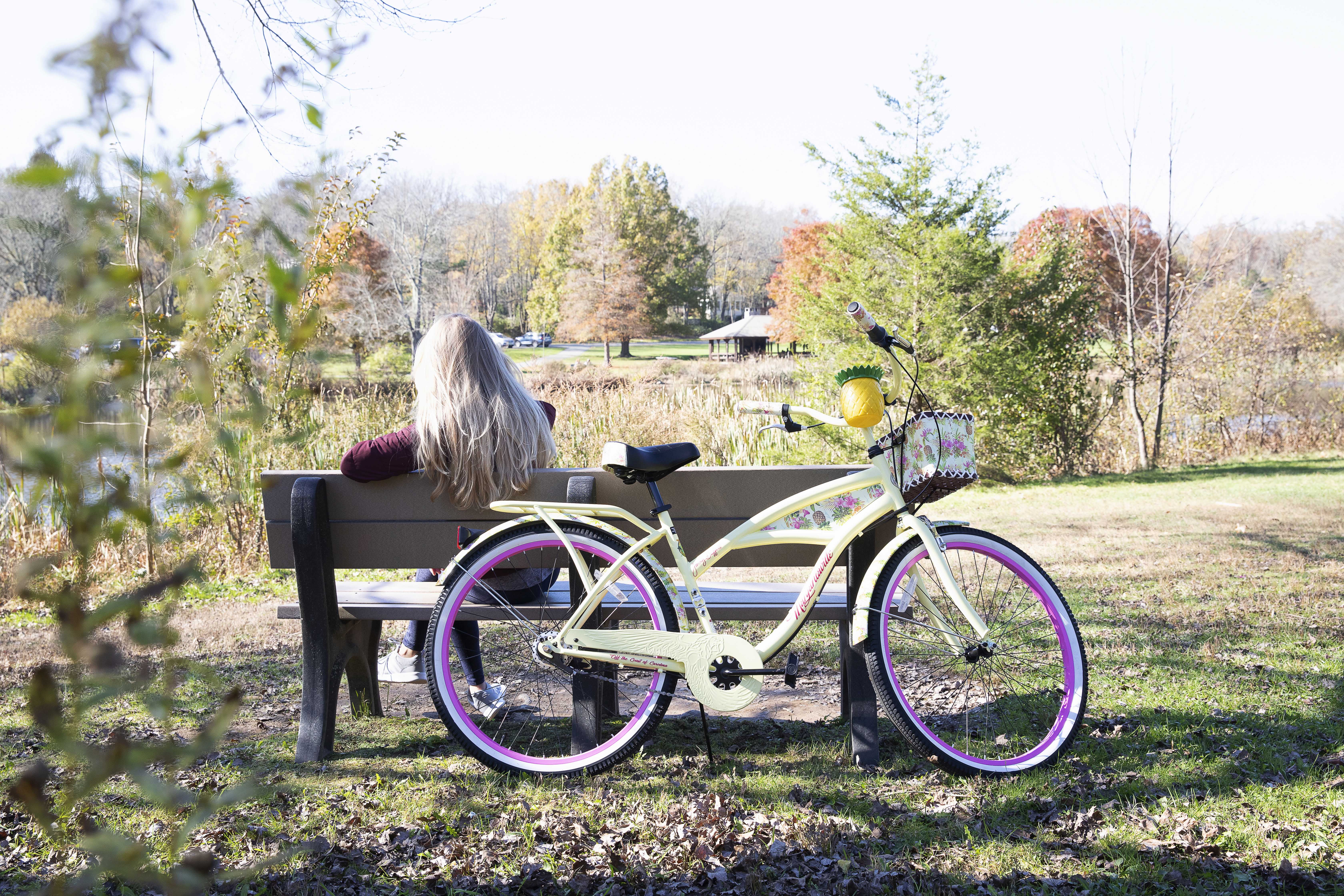 26" Margaritaville Women'S 3 - Speed Cruiser Bike, Yellow