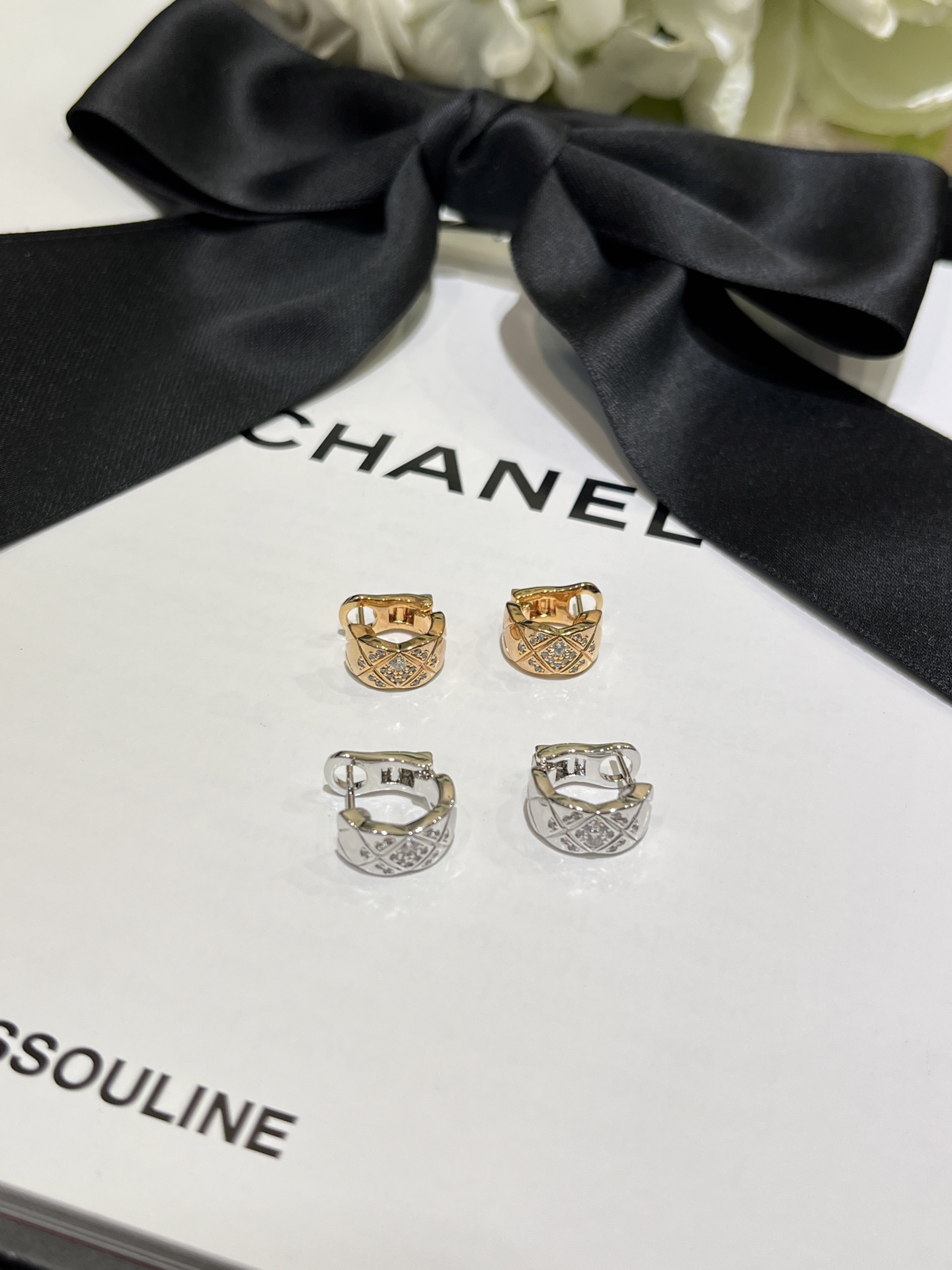 Chanel Coco Crush Hoop Stud Earrings - Original Replica Club