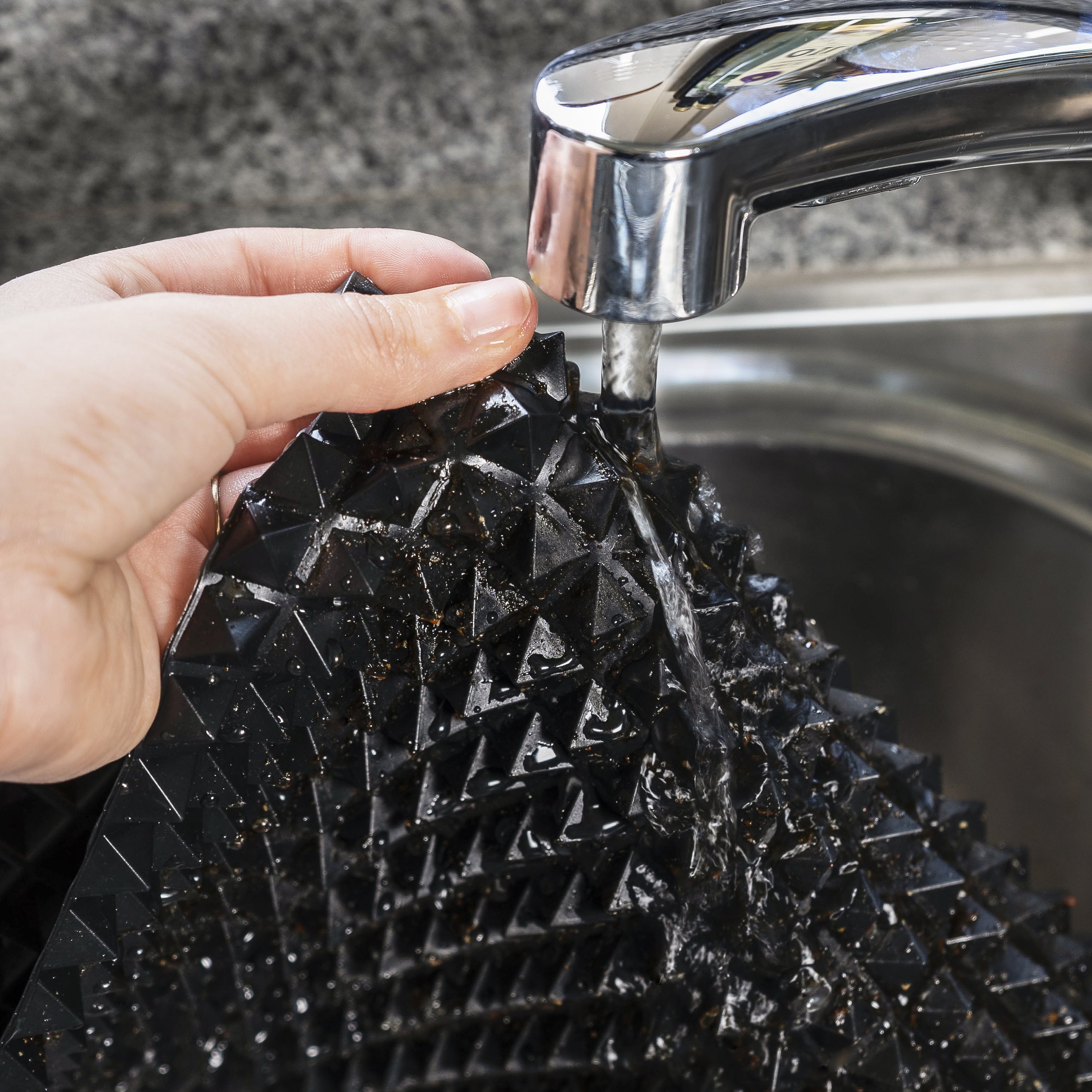 Krumble Verhoogde siliconen bakmat - Zwart