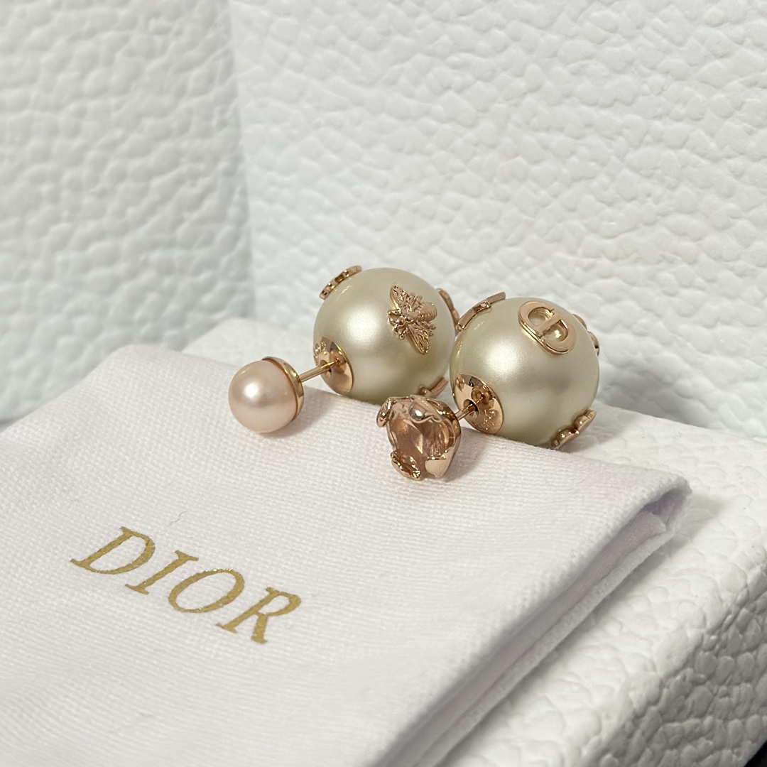 Dior New Two Pearls Stud Earrings - Original Replica Club