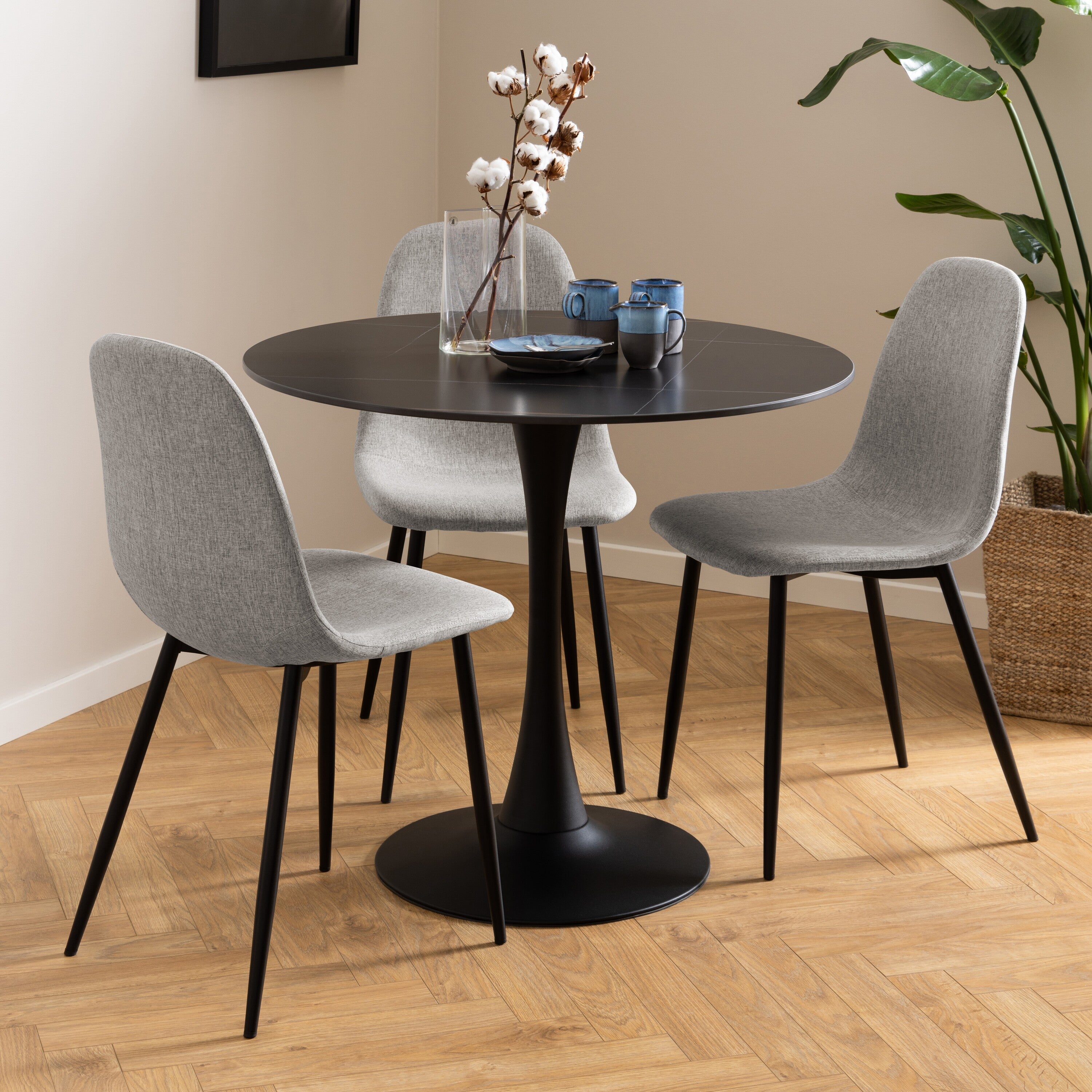 by fonQ basic Julia Eetkamerstoel - Lichtgrijs