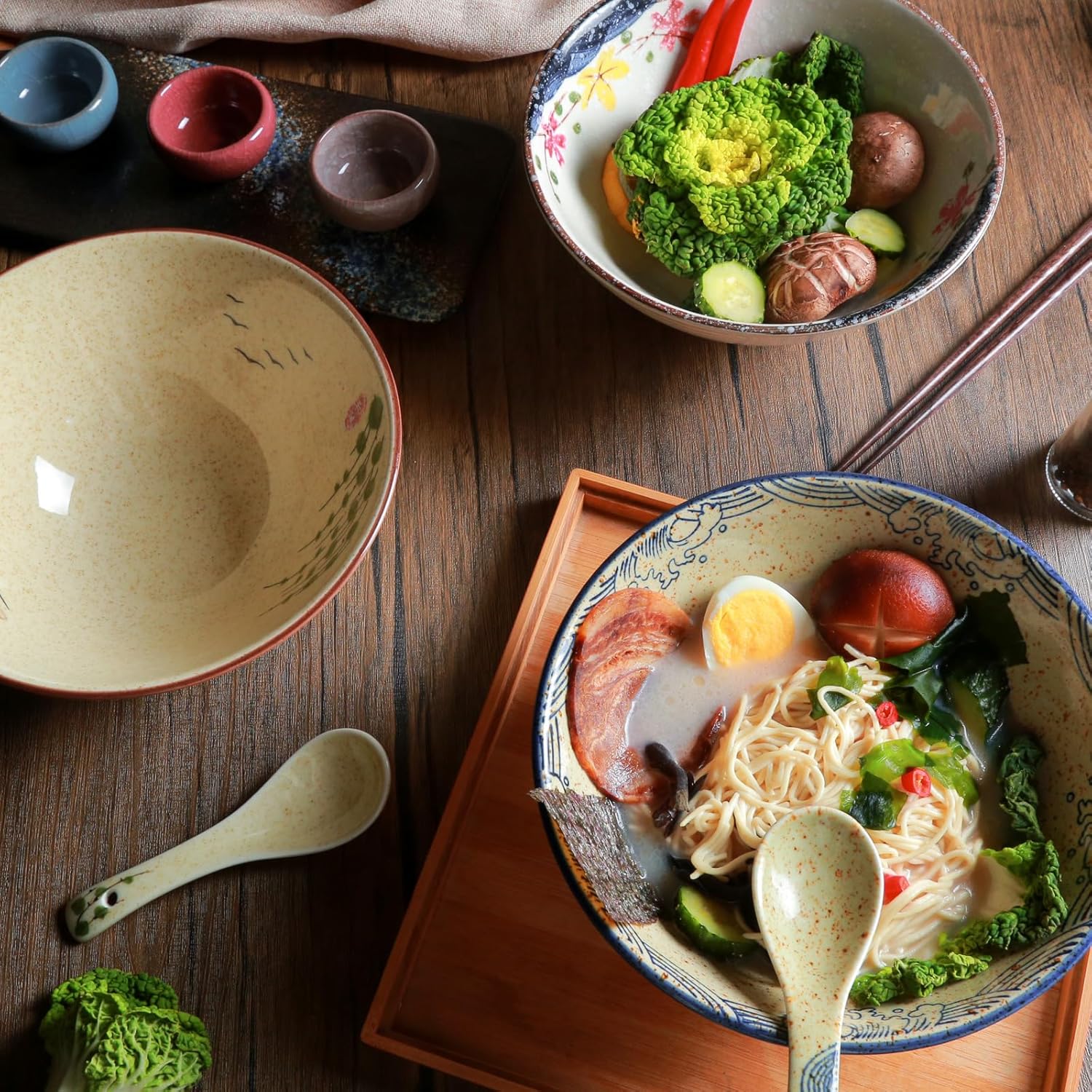 Ceramic Ramen Bowl Set of 2, 40oz Japanese Noodle Bowls with Spoons & Chopsticks Porcelain Large Soup Bowl for Pho, Udon, Retro Style Tableware Microwave & Dishwasher Safe, Fish