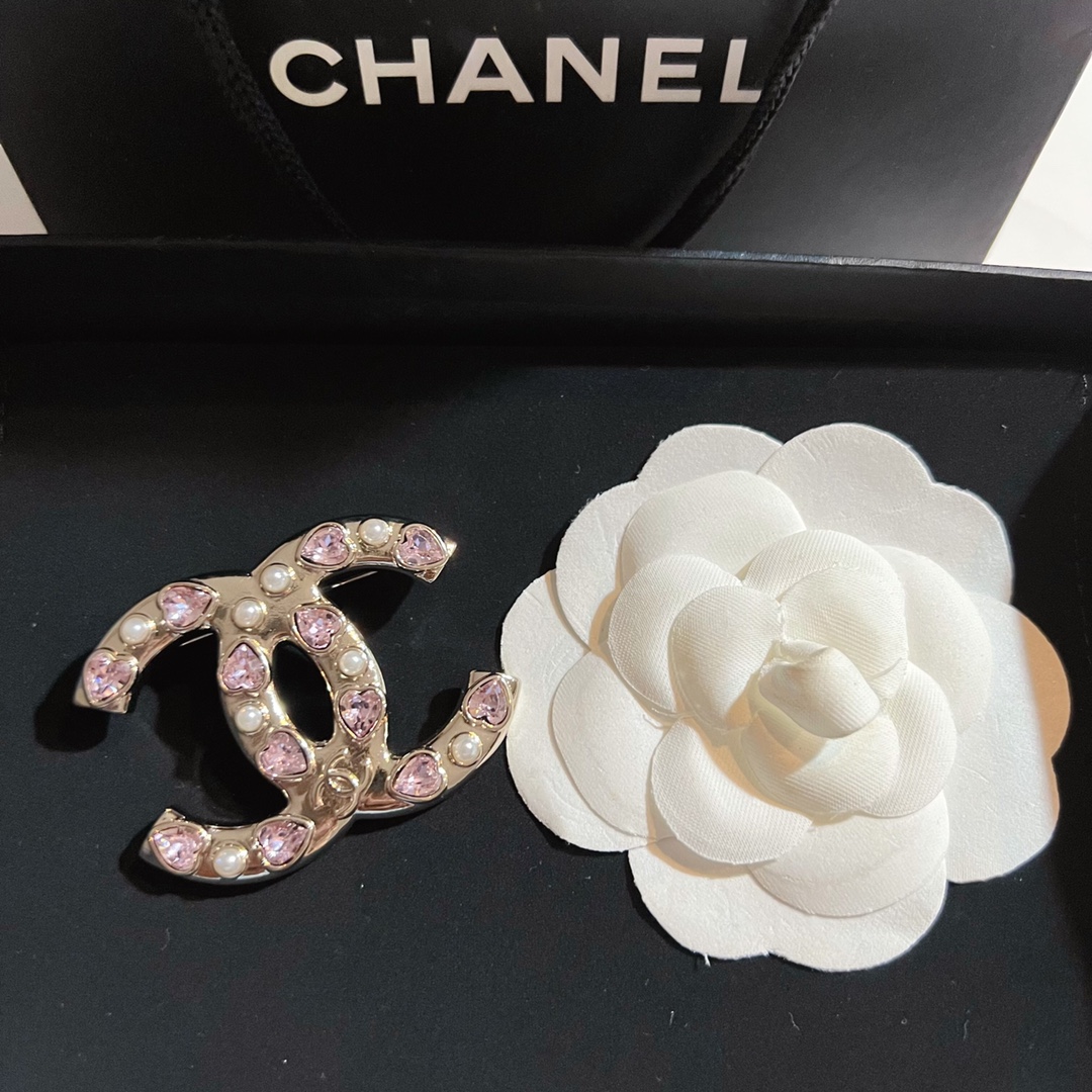 Chanel Pink Heart Diamond Paved CC Brooch - Original Replica Club