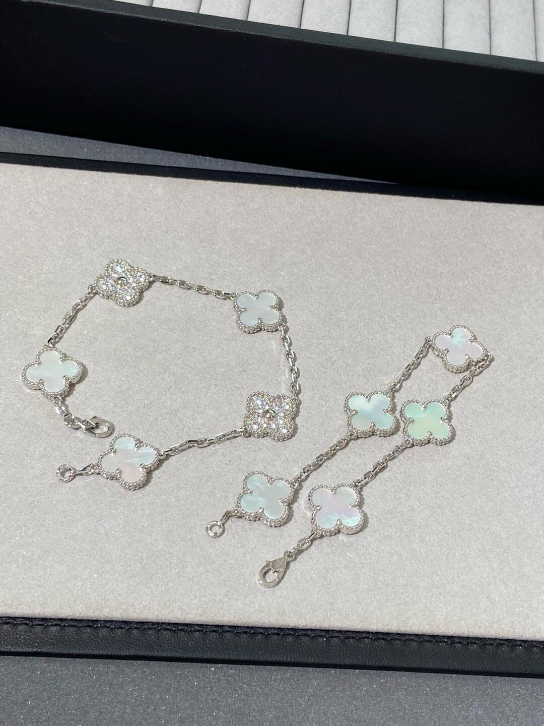 VCA White Clover Vintage Alhambra Bracelet, 5 Motifs - Original Replica Club