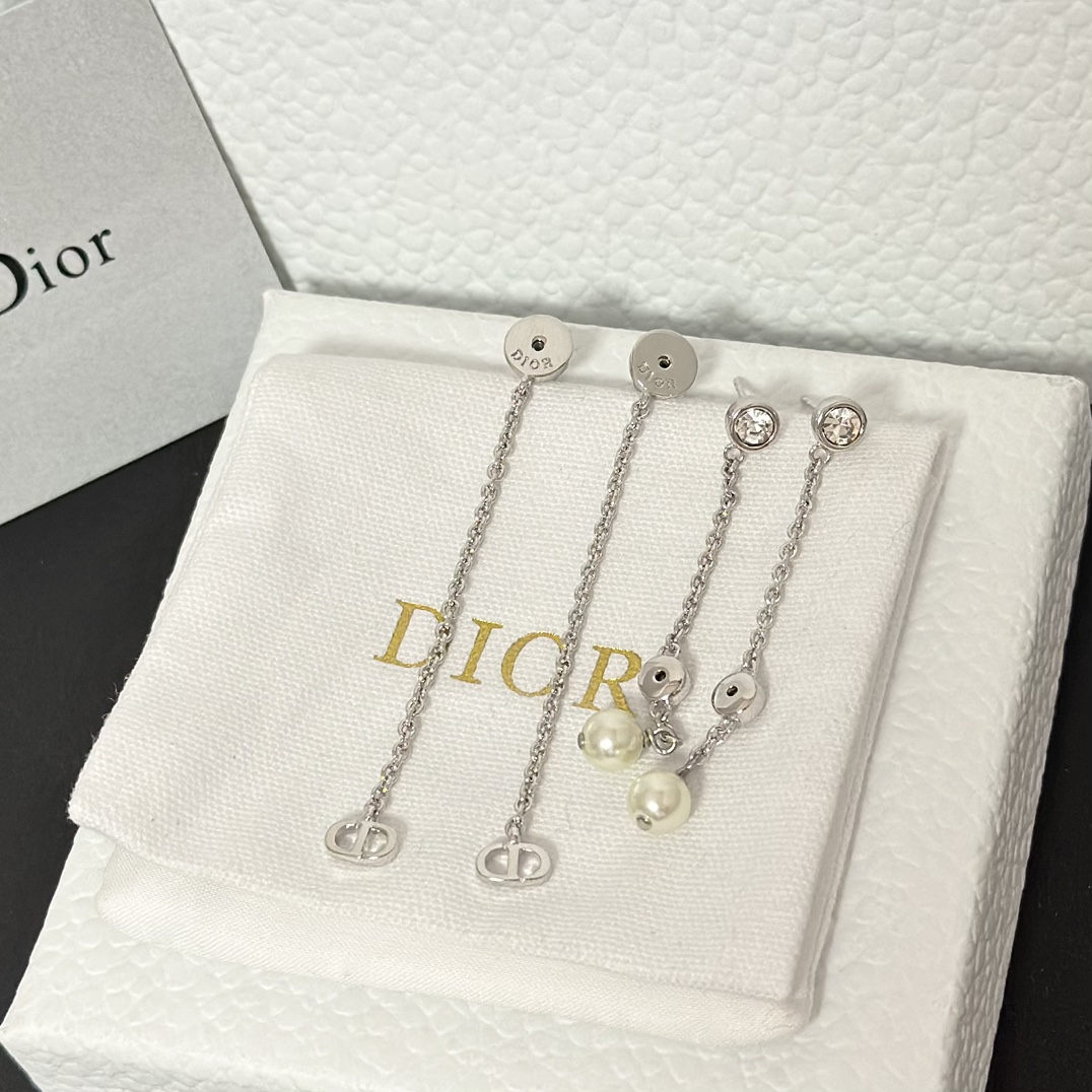Dior Chain Tassel Earrings - Original Replica Club