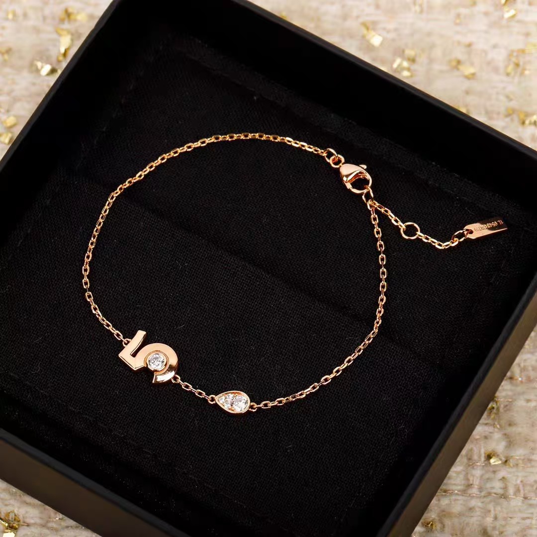 Chanel NO.5 Bracelet - Original Replica Club