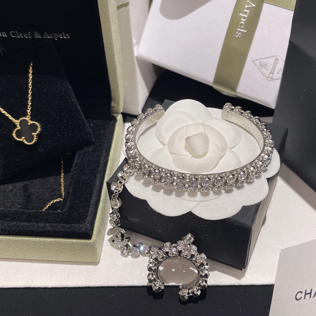 Chanel Hand Chain Hand Harness Open Cuff Bangle Bracelet Ring - Original Replica Club