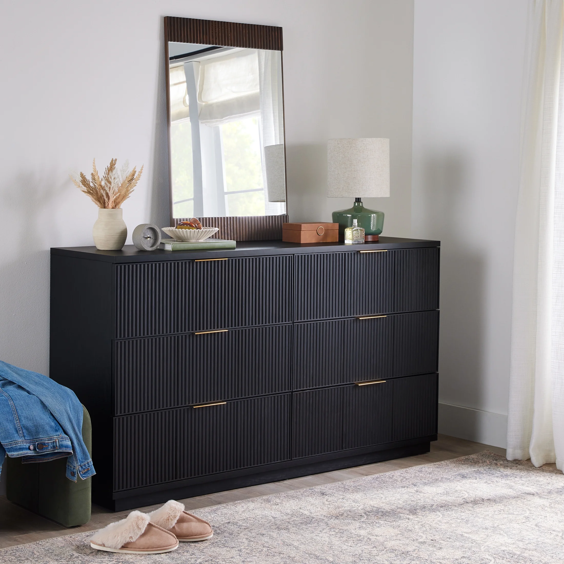 Better Homes and Gardens Lillian 6 Drawer Dresser, White - Image 12