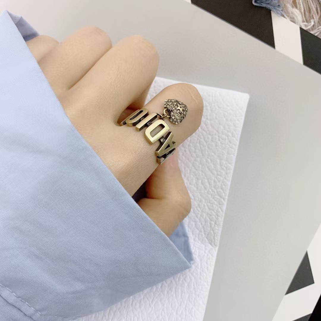 Dior JADIOR Heart Dangle Ring - Original Replica Club